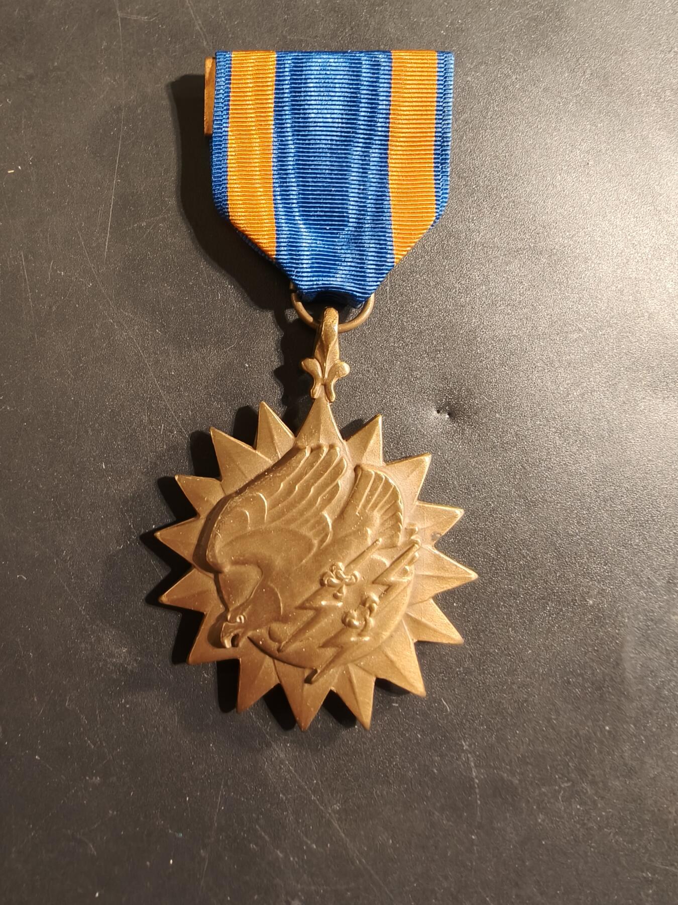 老王徽章第174期 美国空中奖章    