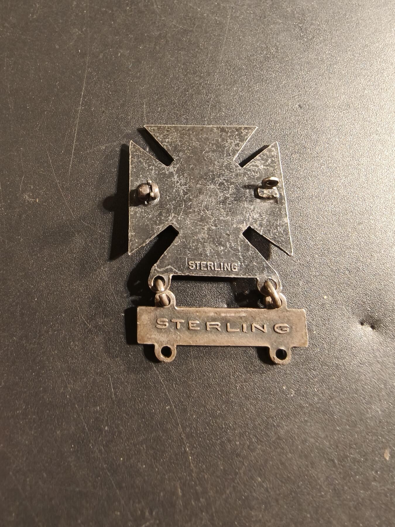 老王徽章第174期 美国陆军神射手技能章   二战时期横针版   925银   步枪勋条    10g