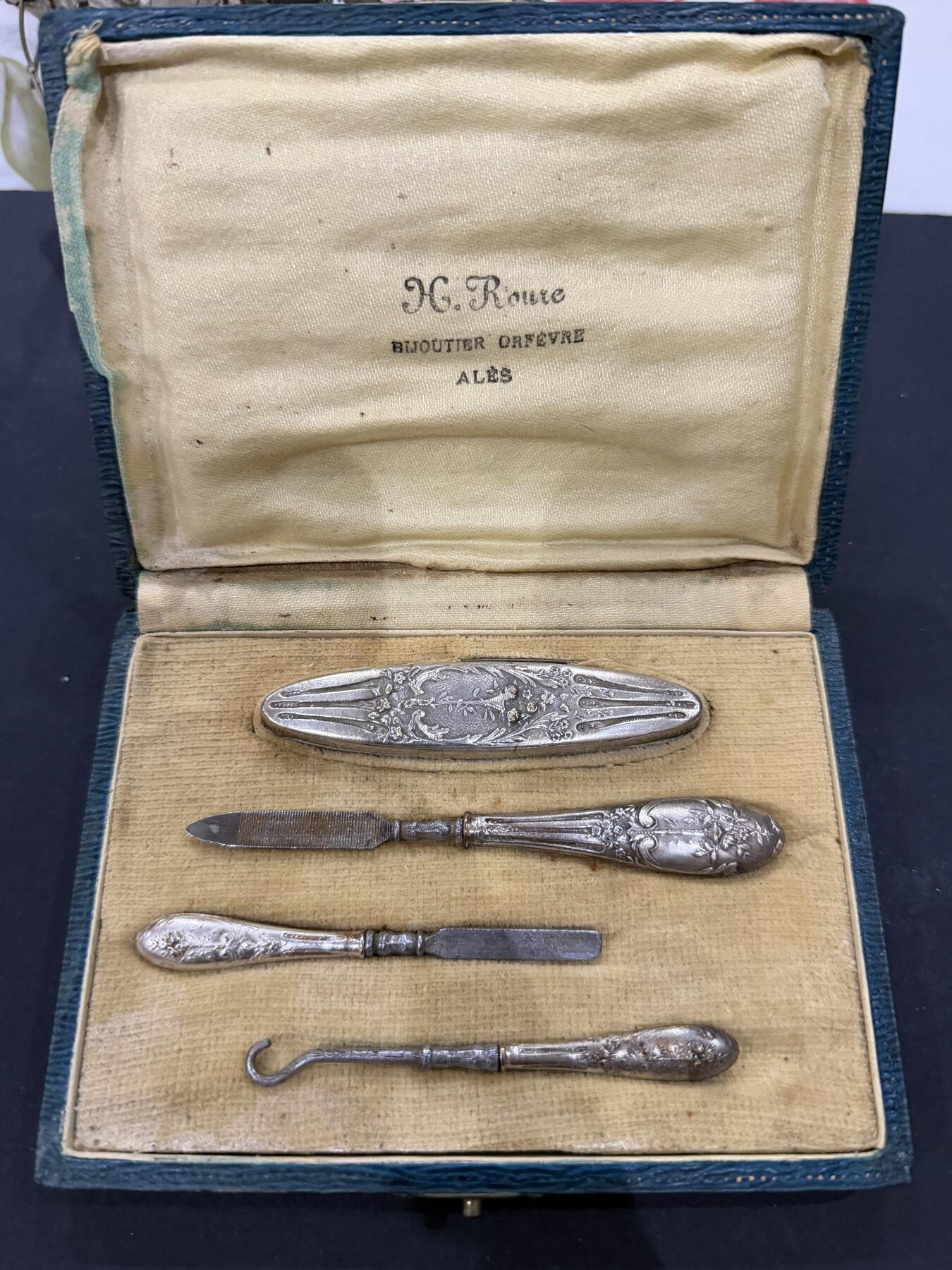 海外回流精品（欧美专场） 欧洲回流包银工具一盒，31.7g。