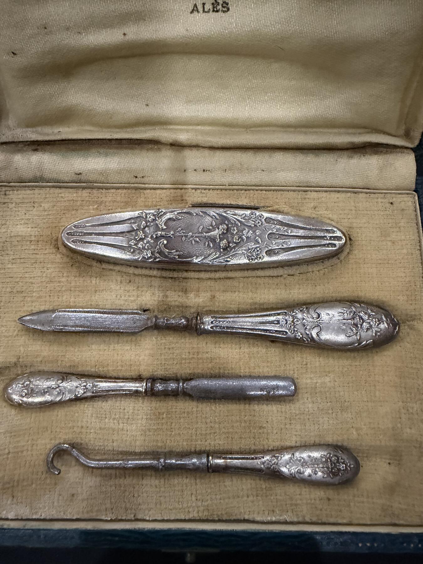 海外回流精品（欧美专场） 欧洲回流包银工具一盒，31.7g。