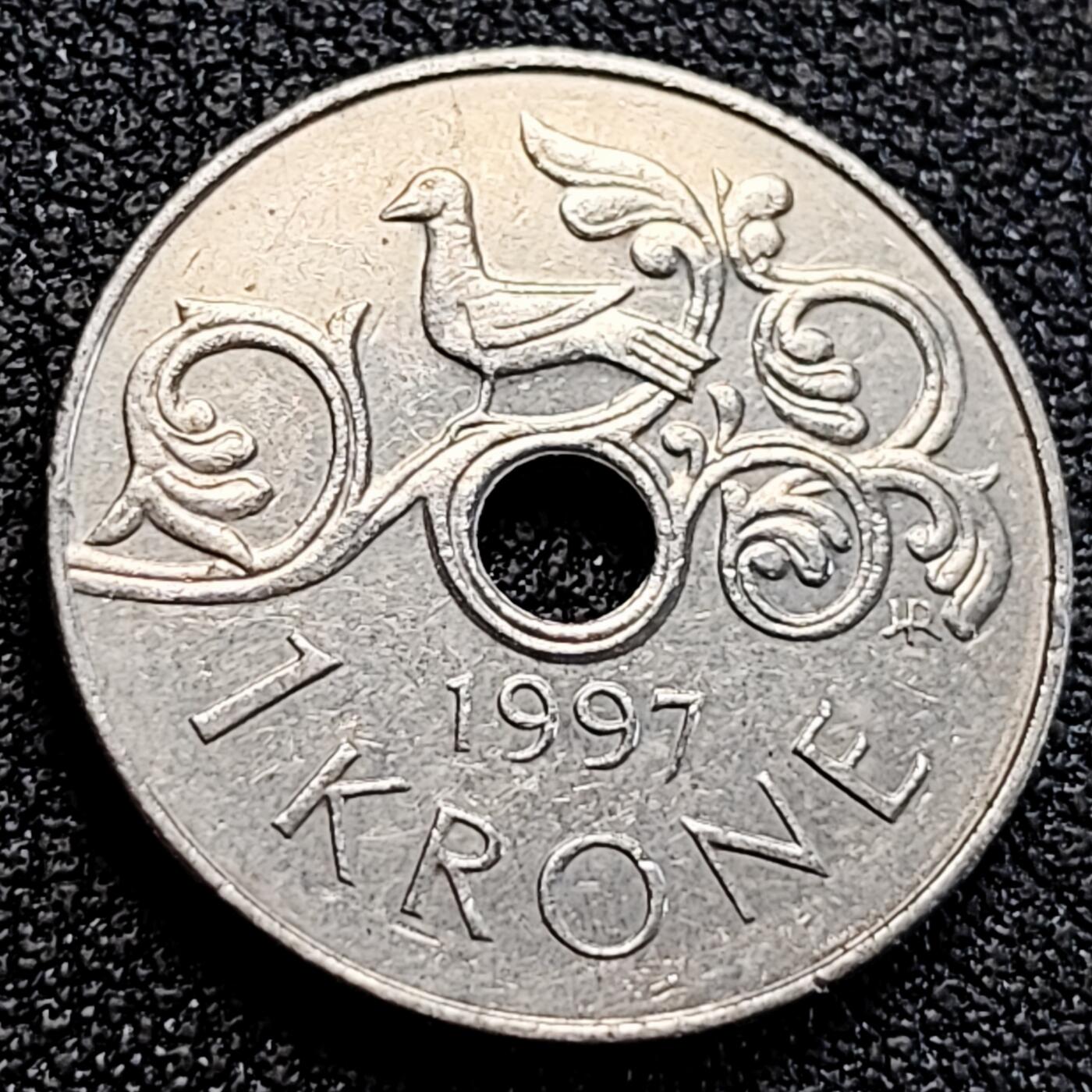 泉币菌-第163场-新年第六场 精品福利场 1997年 哈拉尔五世小鸟 挪威1克朗圆孔铜镍硬币 21.0毫米 4.3克