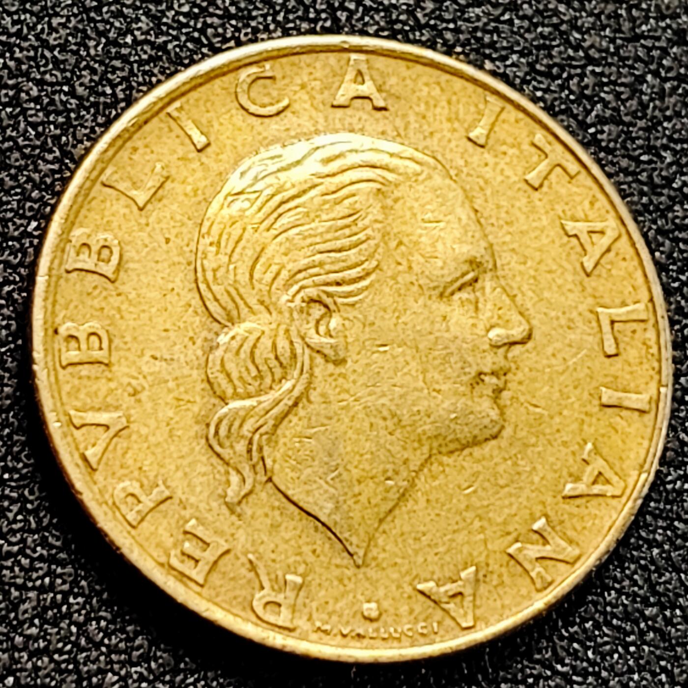 泉币菌-第162场- 新年第五场 精品福利场 1978年 意大利200里拉黄铜硬币 女神 24mm 纪念币铜钱