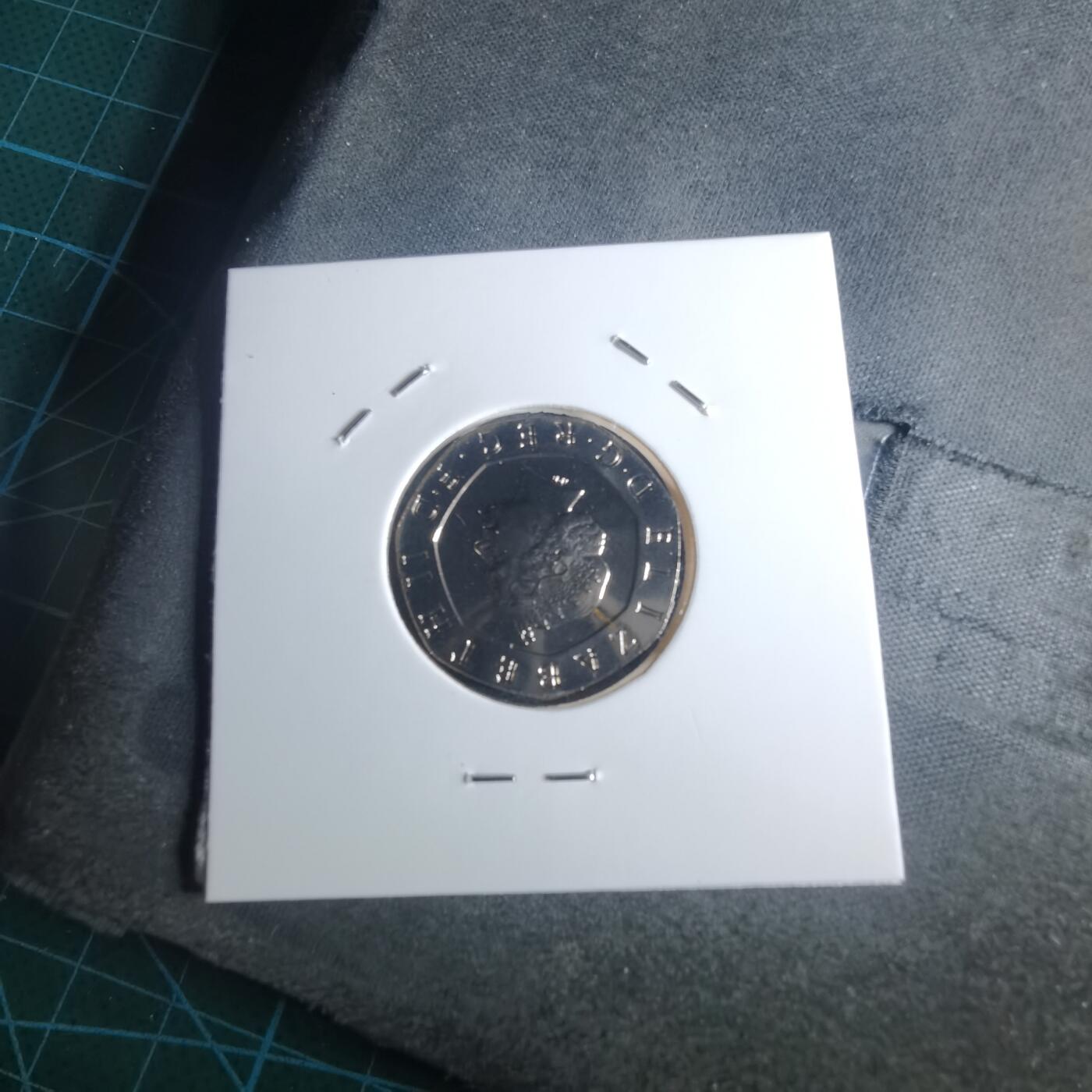 沼泽如烟--第953场 英国2004年20便士