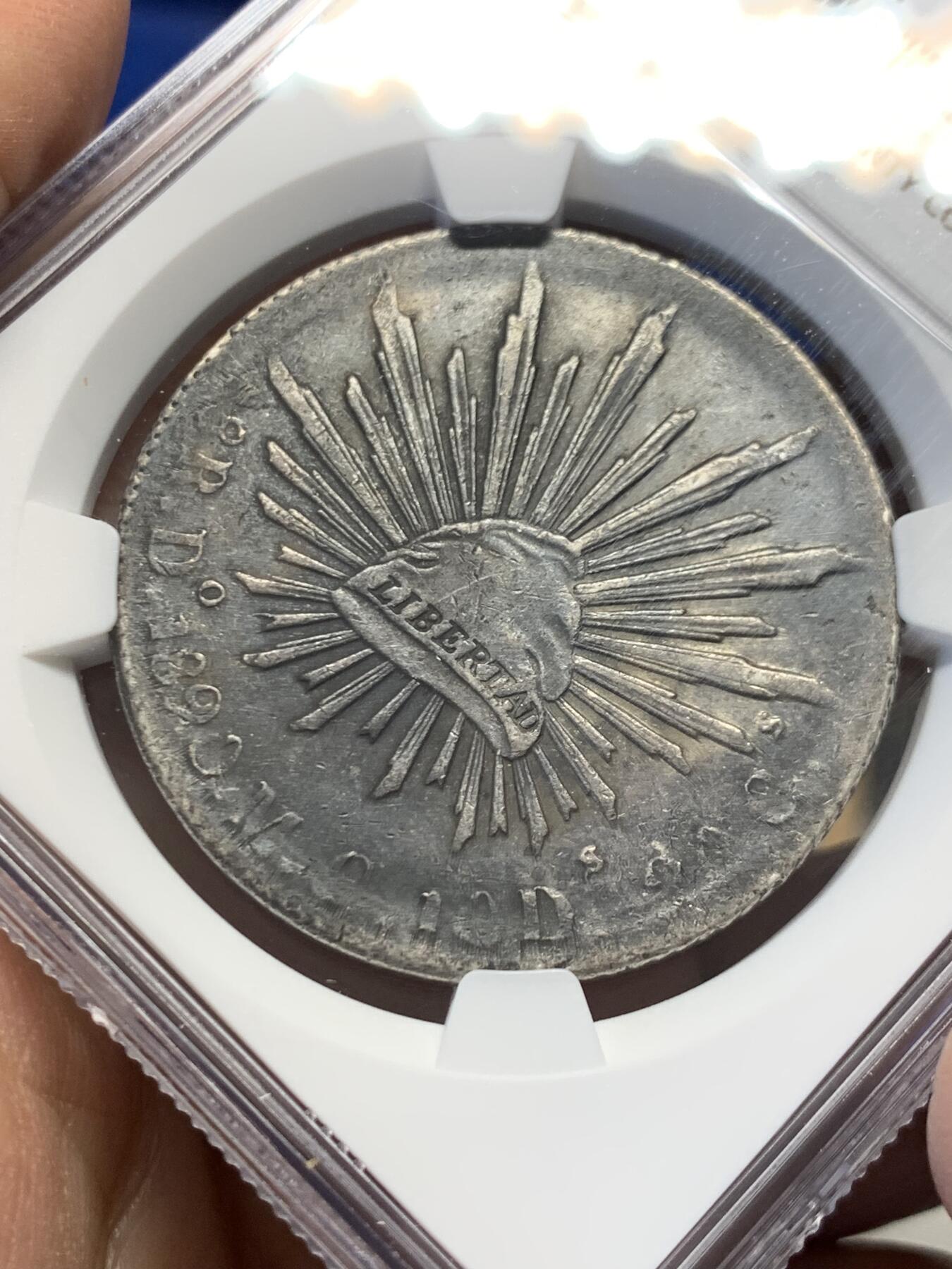 《竞宝斋》第454场 周日，周一 2场连拍 （全场包邮，欢迎送拍） NGC AU53 墨西哥1890年花边鹰洋8R 包浆好，DO厂较少见