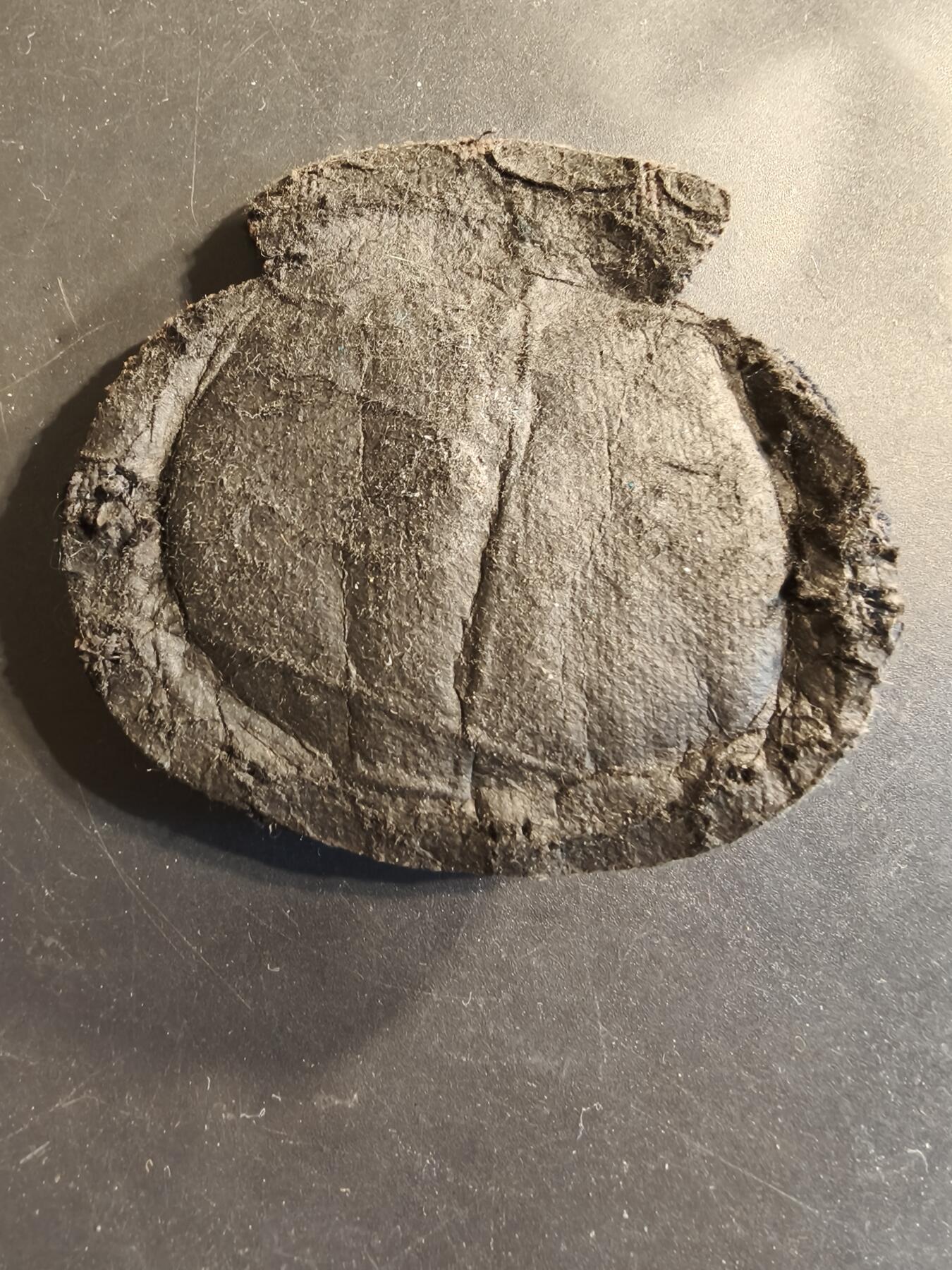 老王徽章第174期 英国皇家海军商船队军官大檐帽帽徽    刺绣版