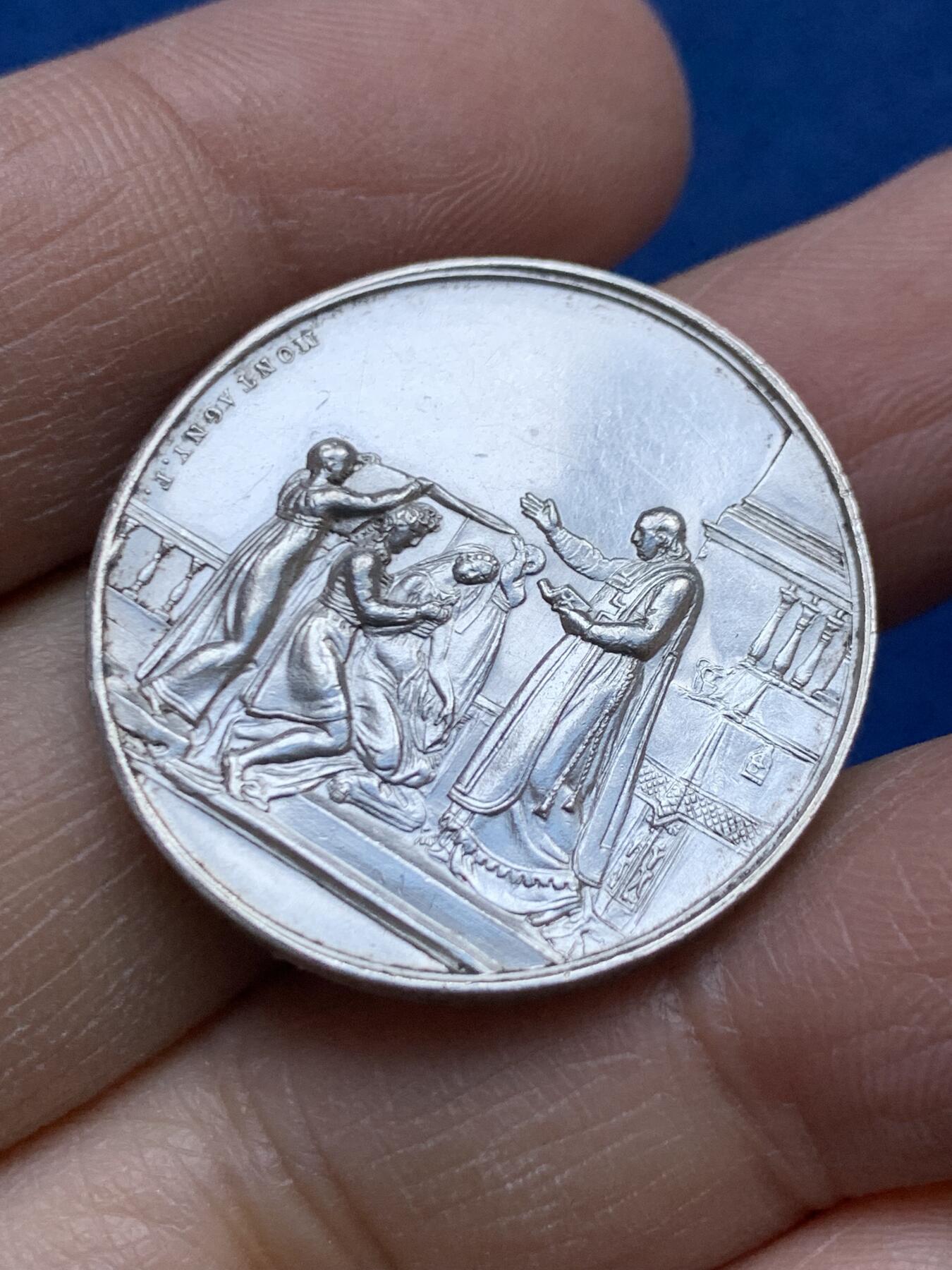 《竞宝斋》第454场 周日，周一 2场连拍 （全场包邮，欢迎送拍） 法国1844年结婚纪念银章 29.2MM 12g 银币边铭