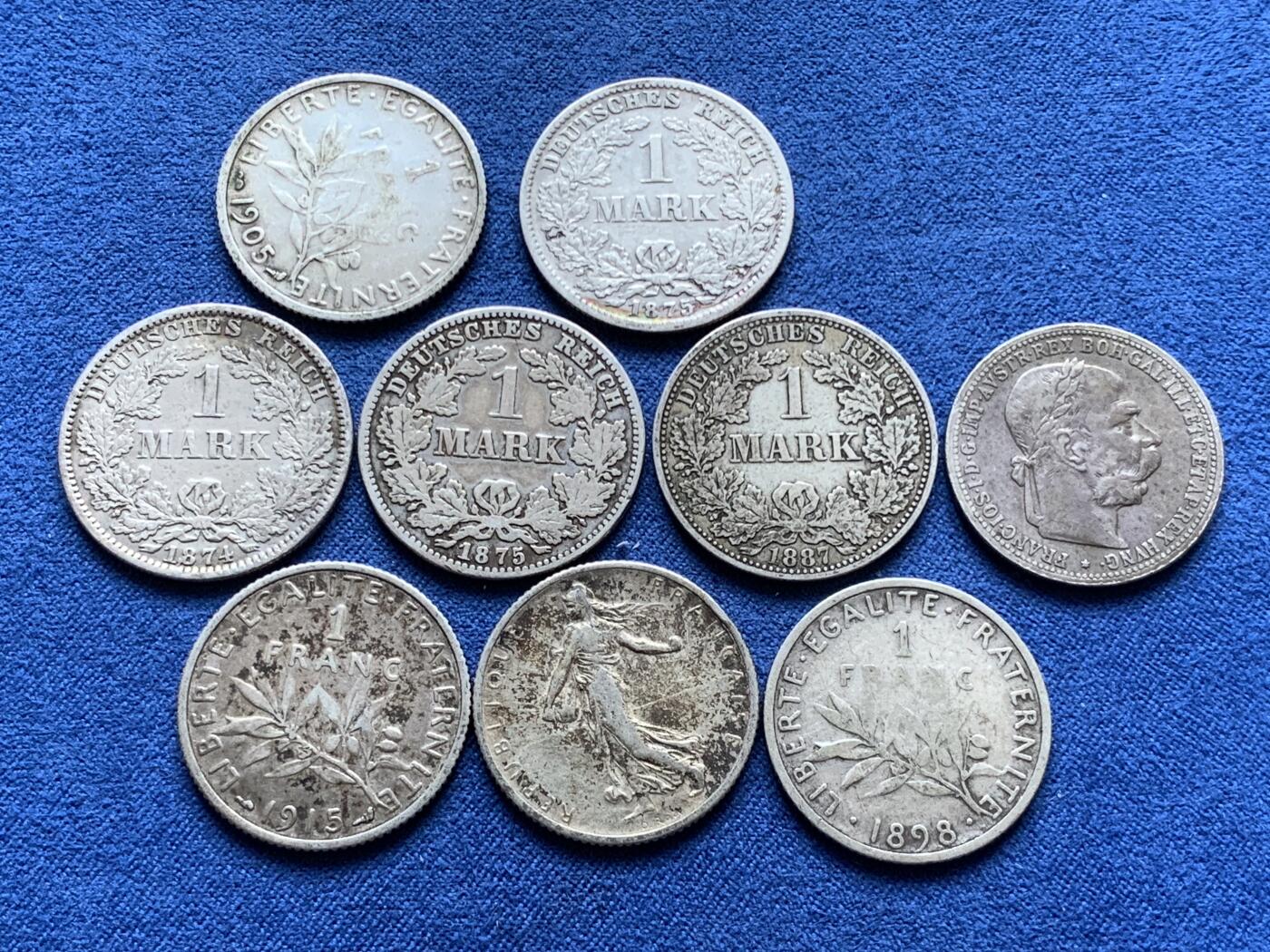 《竞宝斋》第454场 周日，周一 2场连拍 （全场包邮，欢迎送拍） 九枚一组 法国德国奥地利 1法郎1克朗1马克银币 流通品相 重46.1克