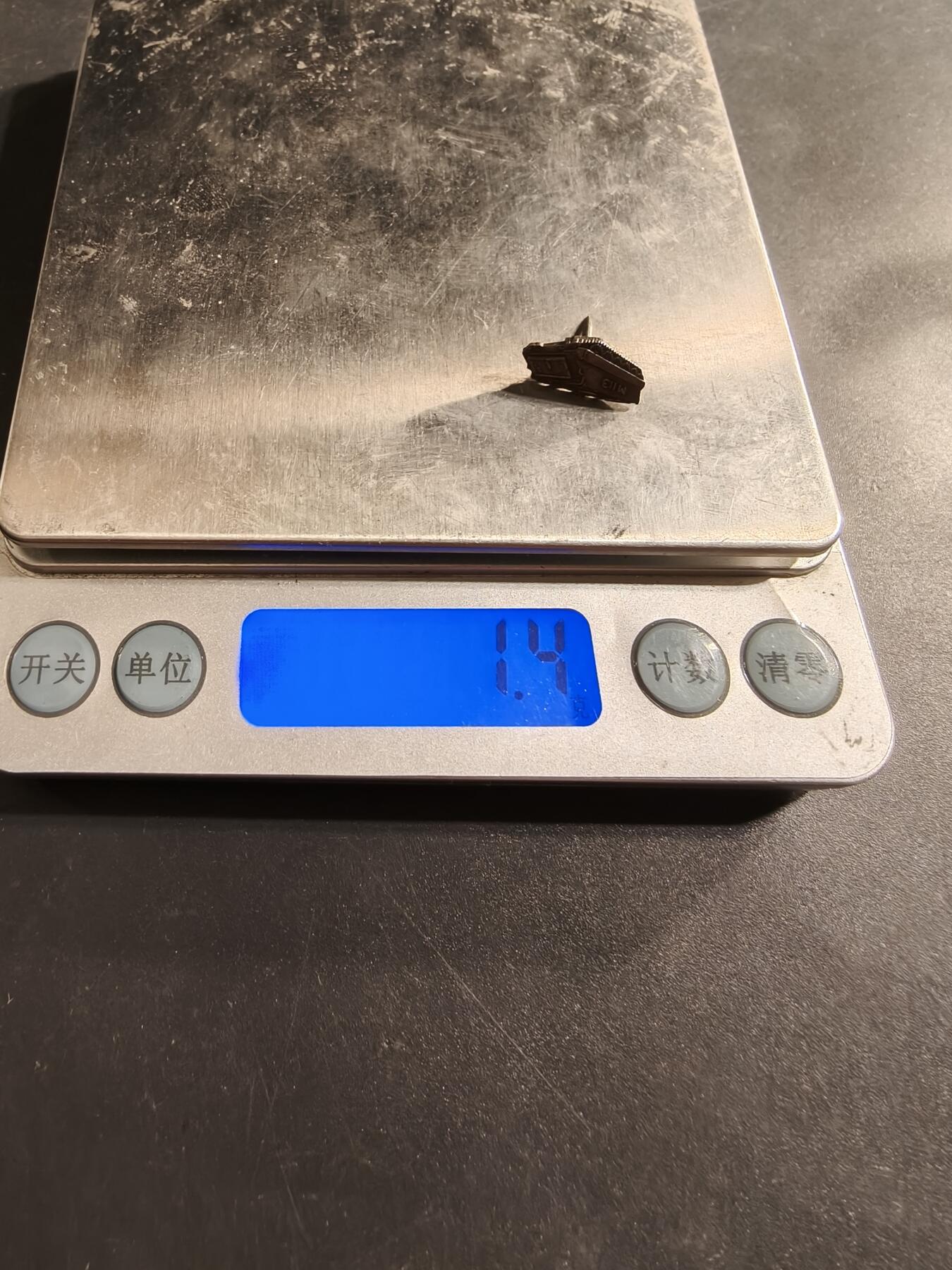 老王徽章第174期 美国陆军M113装甲运兵车证章   925银    1.4g