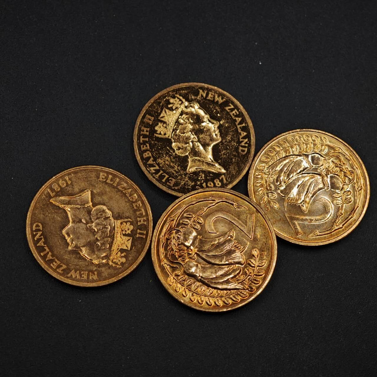 【淘币小摊】实时拍第八百四十一拍   散币批量币场   满百包邮可预留二周 每周一统一发货   新西兰1987年2分高冠铜币4枚