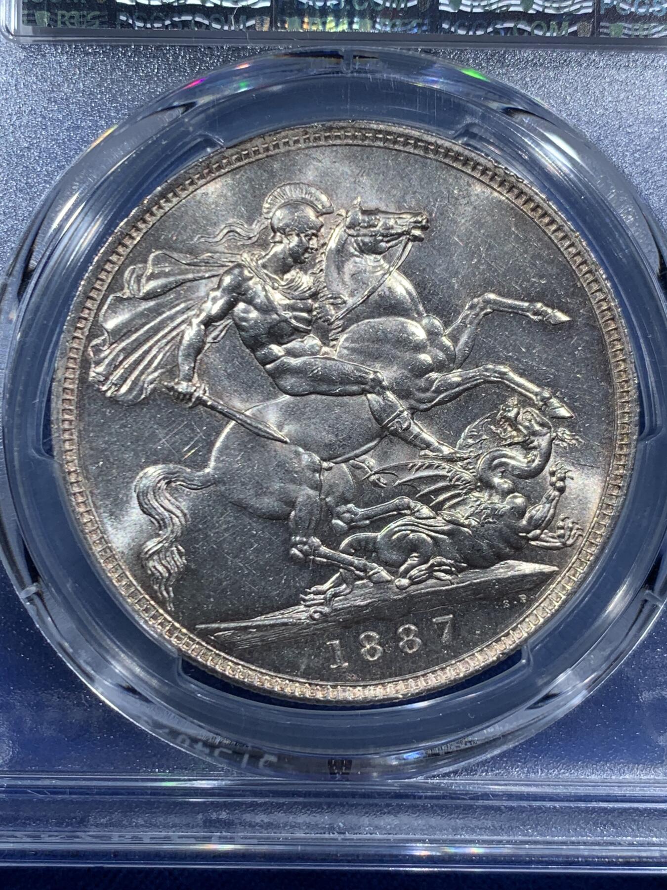 《竞宝斋》第454场 周日，周一 2场连拍 （全场包邮，欢迎送拍） PCGS MS63 英国1887年维多利亚女王高冠马剑1克朗银币