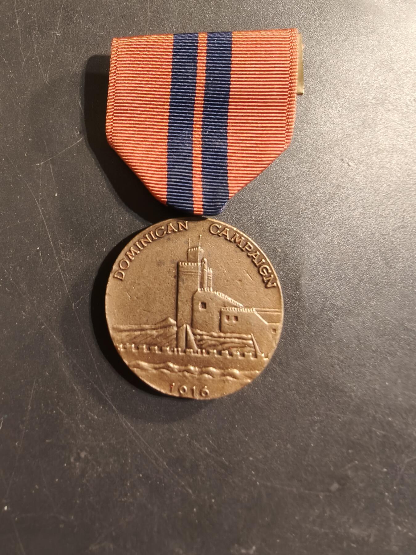 老王徽章第174期 美国海军1916多米尼加战役服役奖章