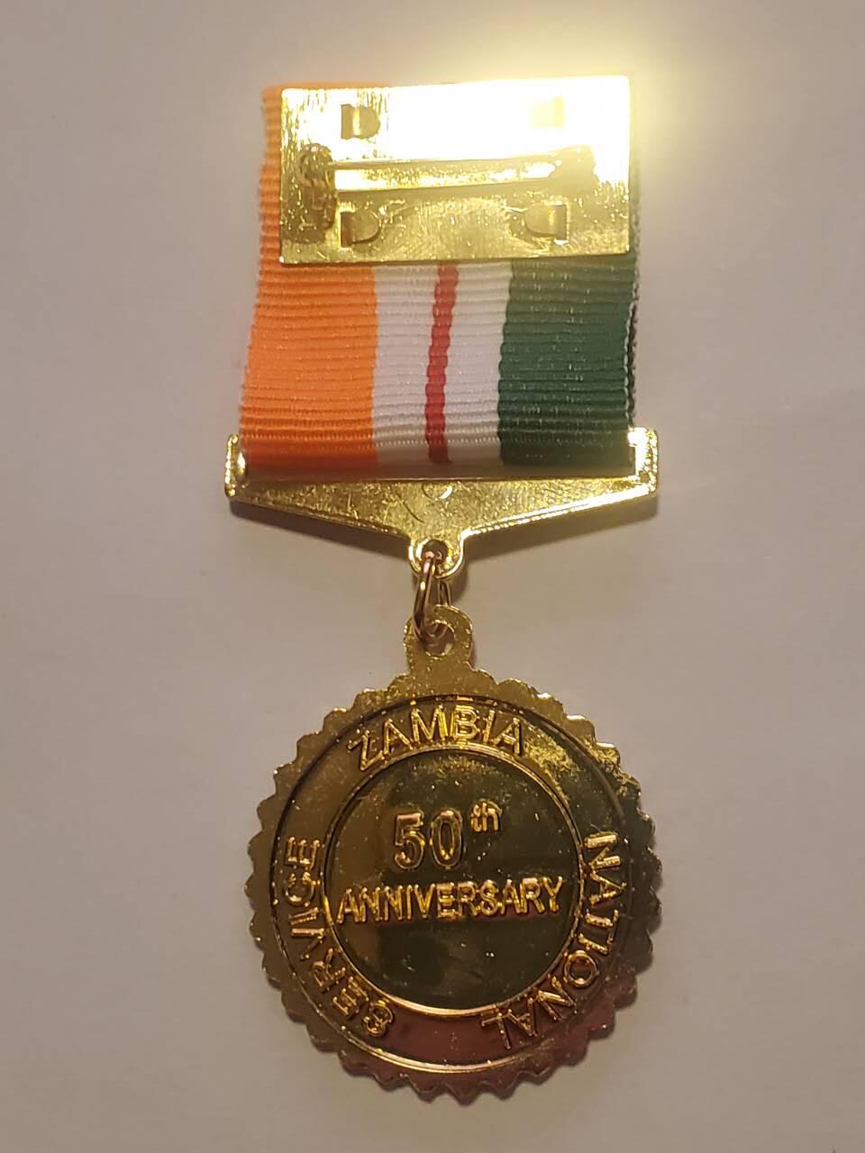 韵星假日拍卖第三十五期 -- Rimey Holidays Auction 34 赞比亚共和国国家服务金僖奖章 铜镀金 库存品相 非常厚重 很少见的国家和品种