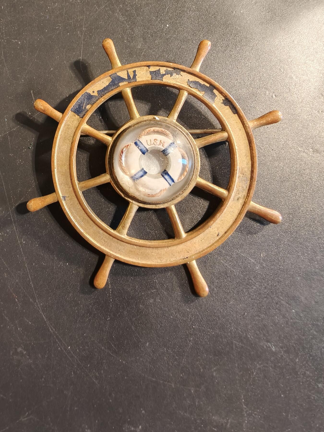 老王徽章第174期 美国海军舵轮证章