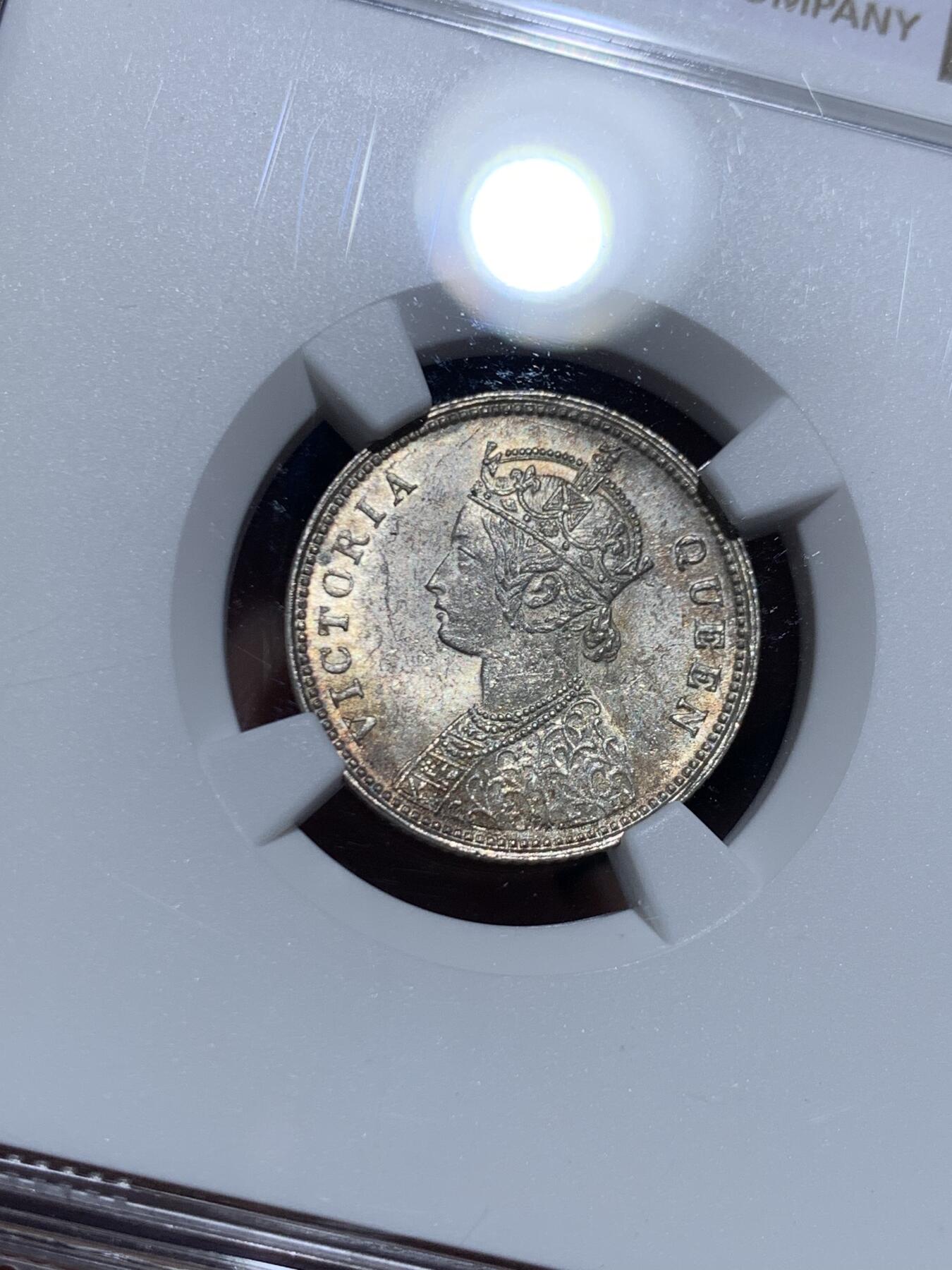 《竞宝斋》第454场 周日，周一 2场连拍 （全场包邮，欢迎送拍） NGC MS62 英属印度1862年C版维多利亚女王1/4卢比 少见面值 原光淡彩