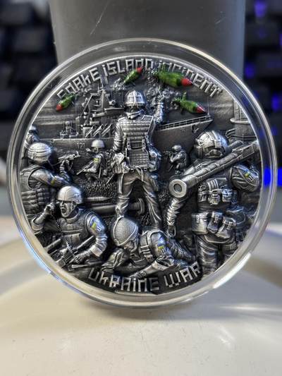 第187期拍卖 - 喀麦隆2023年乌克兰(1)蛇岛 战争超高浮雕仿古彩色2盎司银币，999银，发行500枚