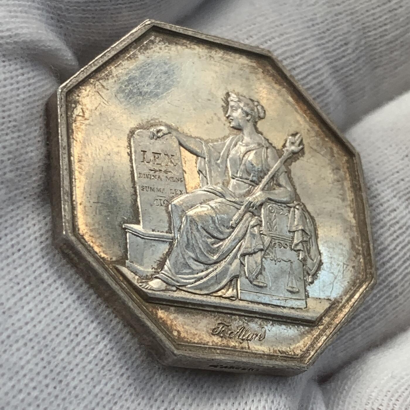 掌中浮雕-藏着的欧洲第048场 1849年法国巴黎公证处八角银章，34.4mm，18.96g