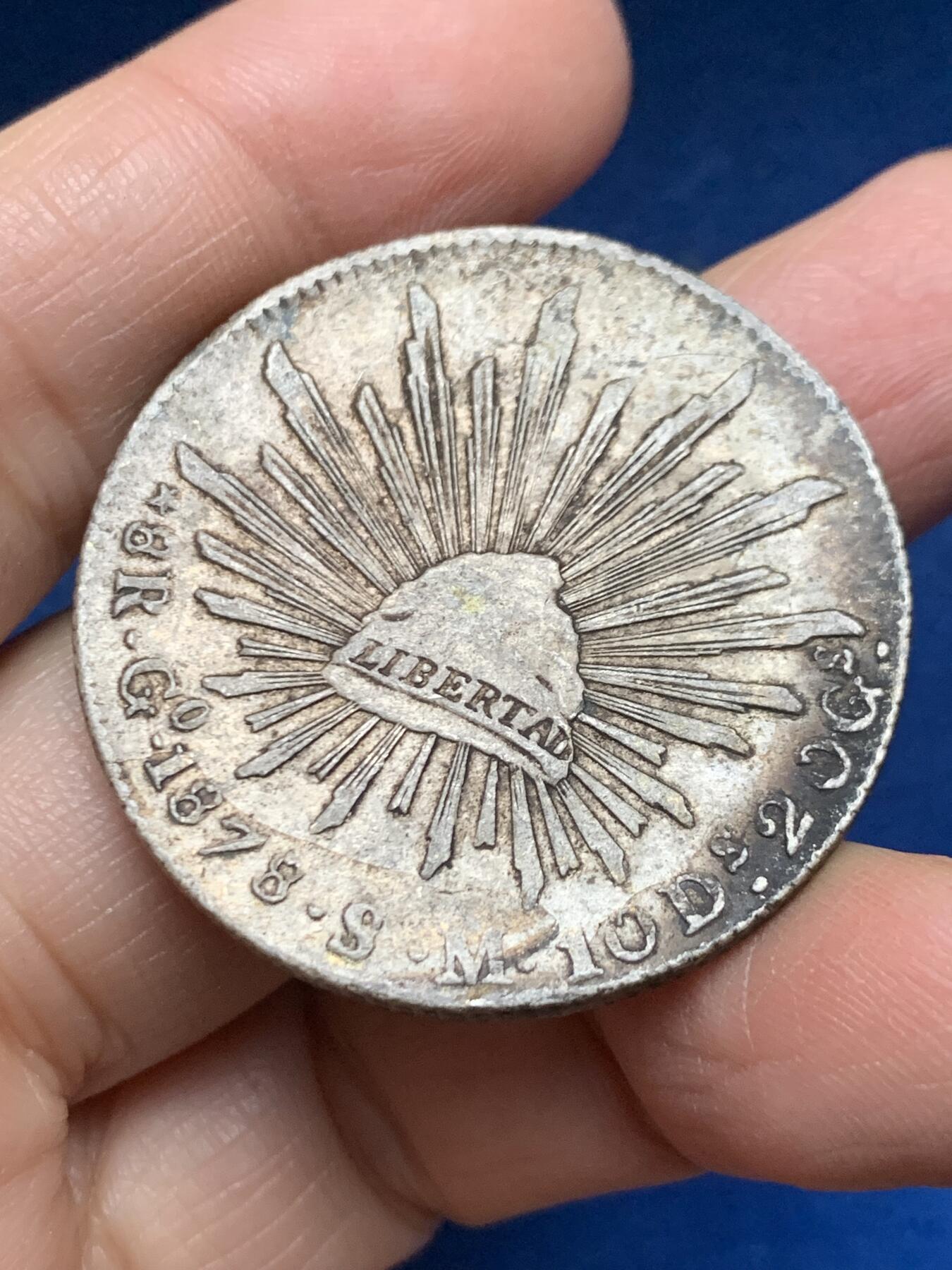 《竞宝斋》第455场 周日，周一 2场连拍 （全场包邮，欢迎送拍） 墨西哥1878年go厂8R鹰洋银币，极美包浆，如油画般漂亮，带底光