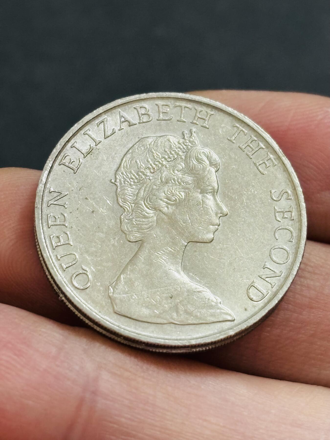 文馨钱币收藏 2026新年第二场（第 288 场）【长期接代拍品】 带光极美品1982 年英属香港大饼五元