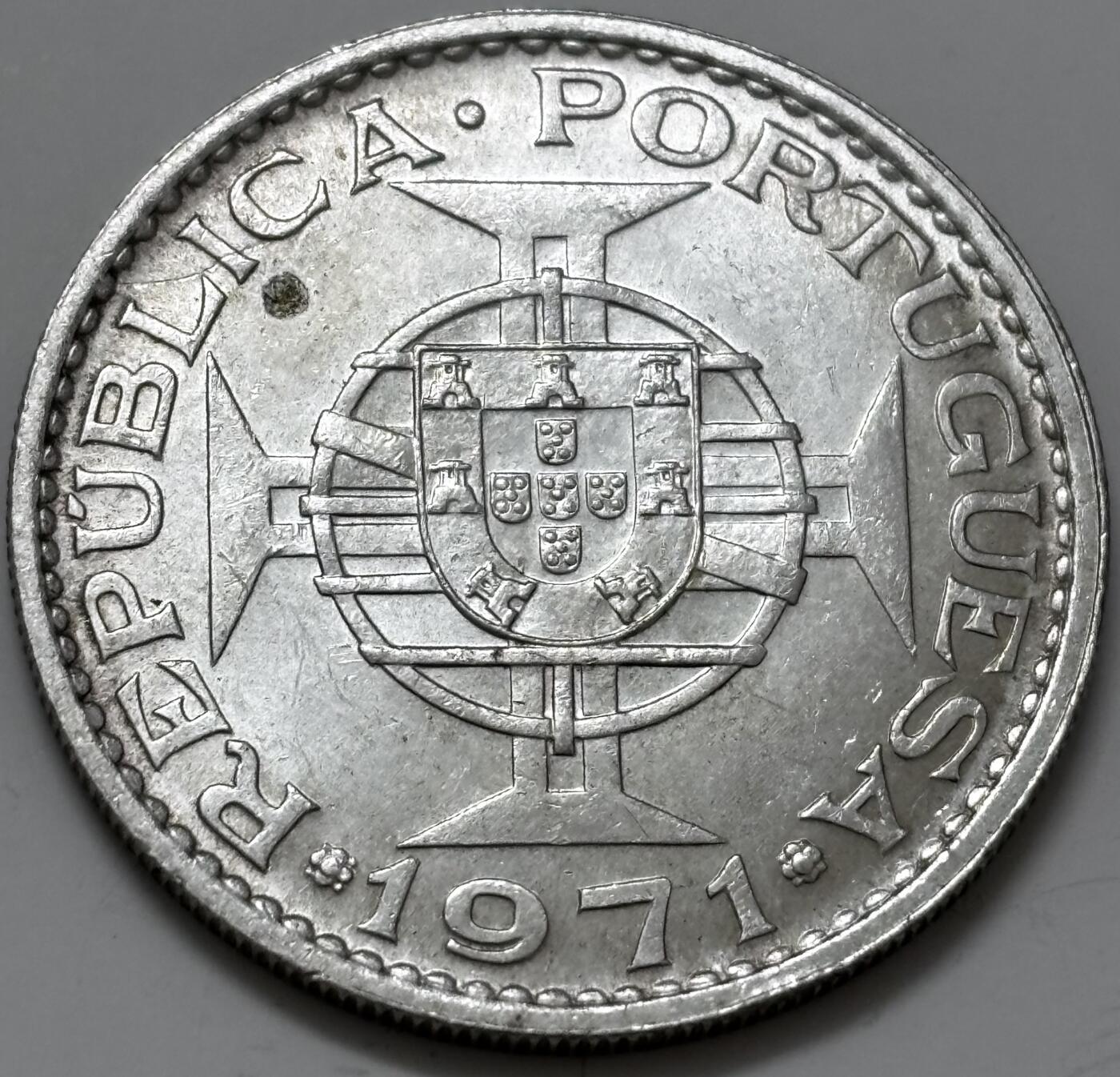 文馨钱币收藏 2026新年第二场（第 288 场）【长期接代拍品】 原光品相 1971 年葡属澳门五元银币，第二版独年份，10 克 650 银