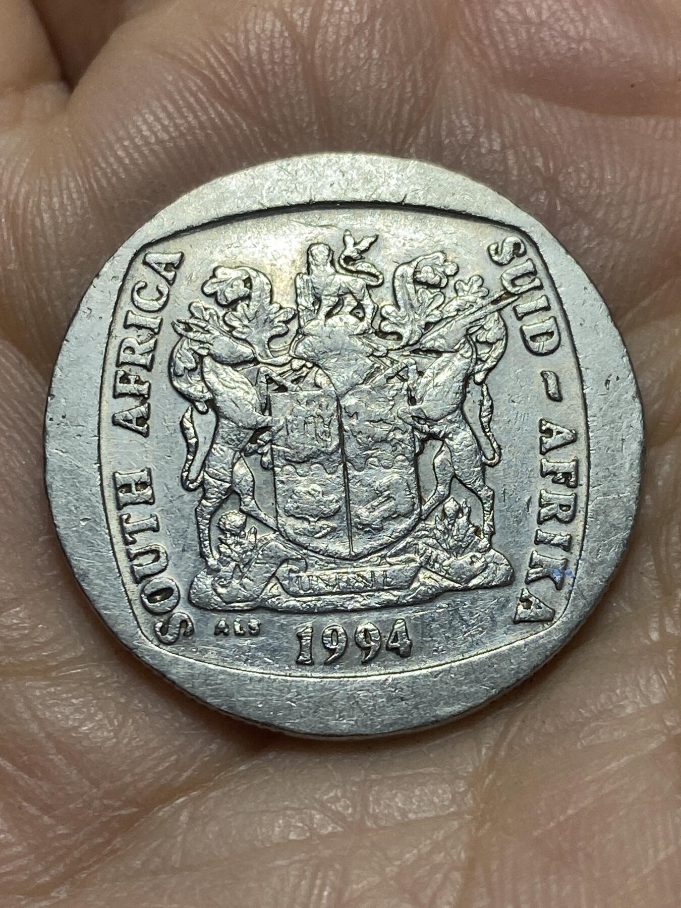 2026年第四场(总第一百七十三场）外国好品散币场(免佣金) 南非🇿🇦1994年5兰特(独立后第八套流通硬币)