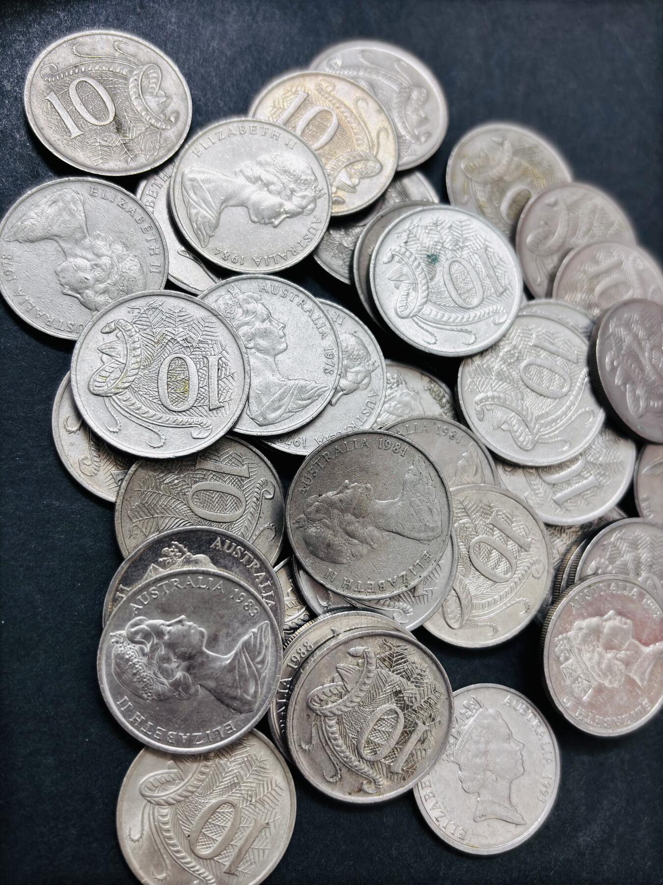 文馨钱币收藏 2026新年第二场（第 288 场）【长期接代拍品】 好品早期澳大利亚花冠，高冠女王两个版本 10 分 43 枚