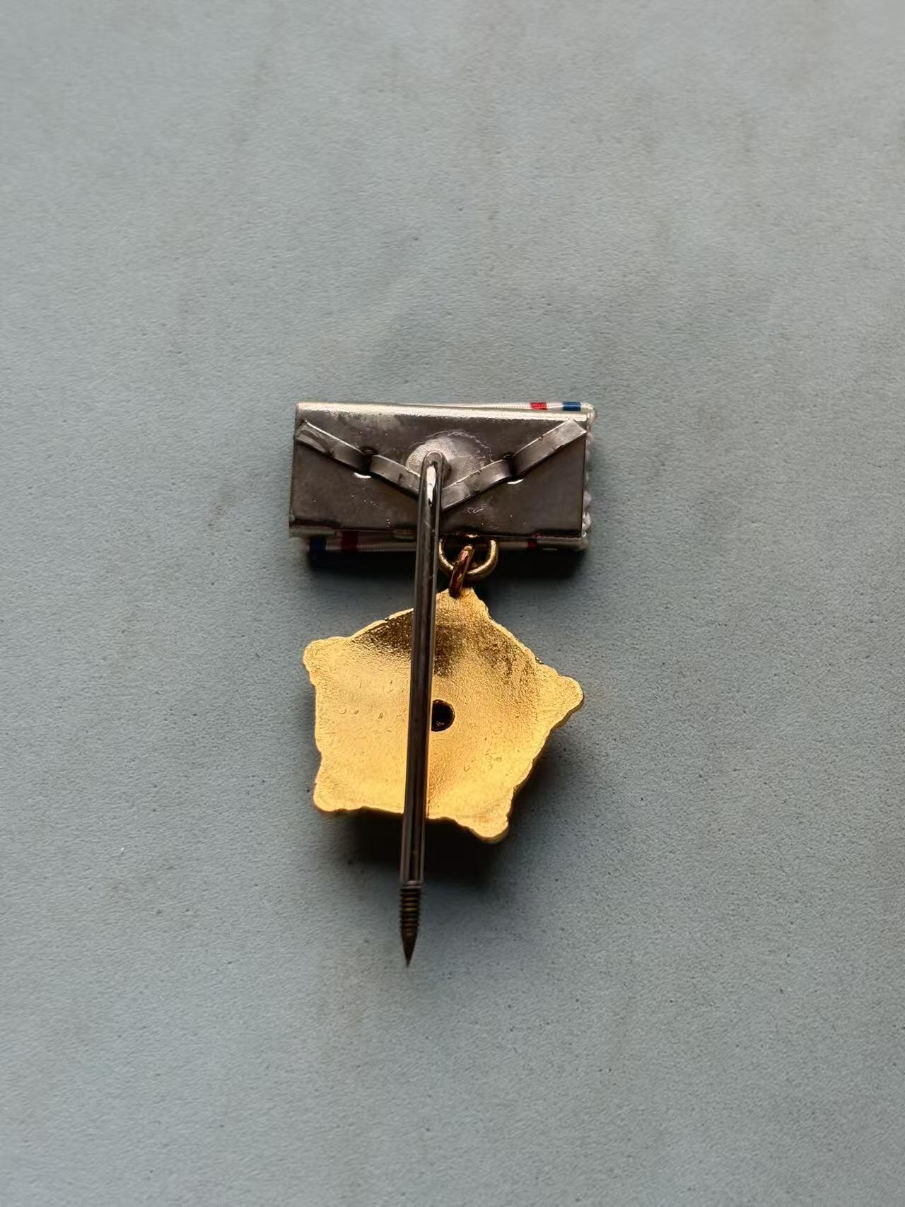 盛世勋华——号角文化勋章邮票专场拍卖第297期 南斯拉夫二级共和国勋章迷你 带挂针