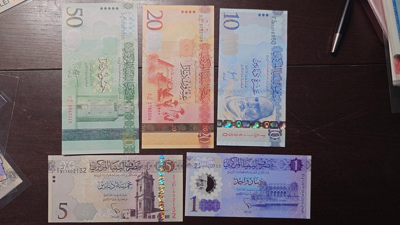 【新年五拍】世界钱币～微拍第226期暨2026年第5期   利比亚1/5/10/20/50 全新绝品（1）