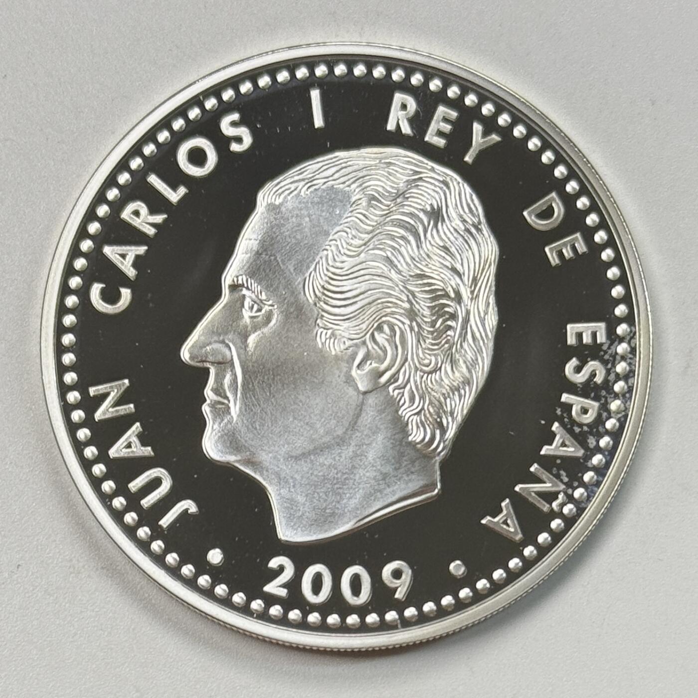 S&S Numismatic世界钱币-拍卖 第118期  西班牙2010年 南非足球世界杯 10欧元精制纪念银币 27克925银，品相如图 