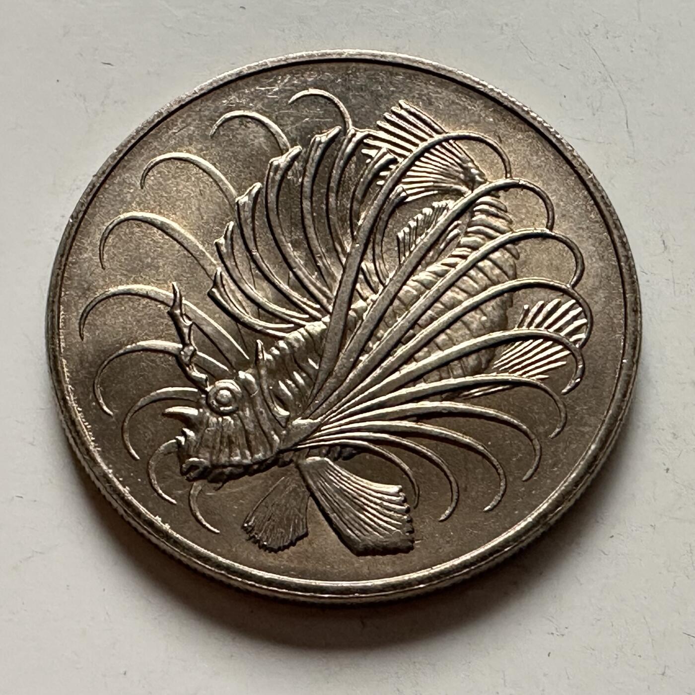 🌹外币初藏🌹🐯2026年第3场  每周二四六晚8️⃣点 接代拍 新加坡1981年50分