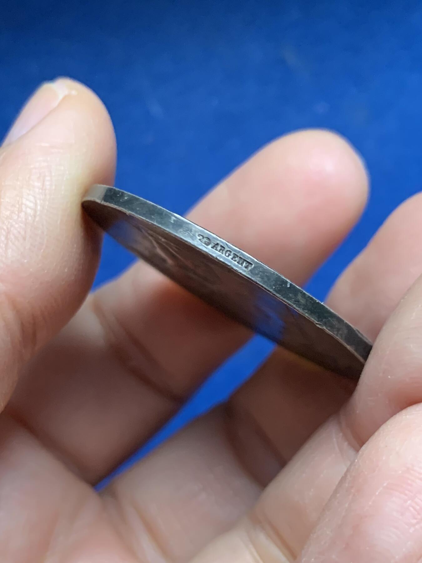 《竞宝斋》第455场 周日，周一 2场连拍 （全场包邮，欢迎送拍） 法国1898年巴黎证券交易所纪念银章，Roty罗蒂作品，丰饶角AR，36.8mm，21.1克