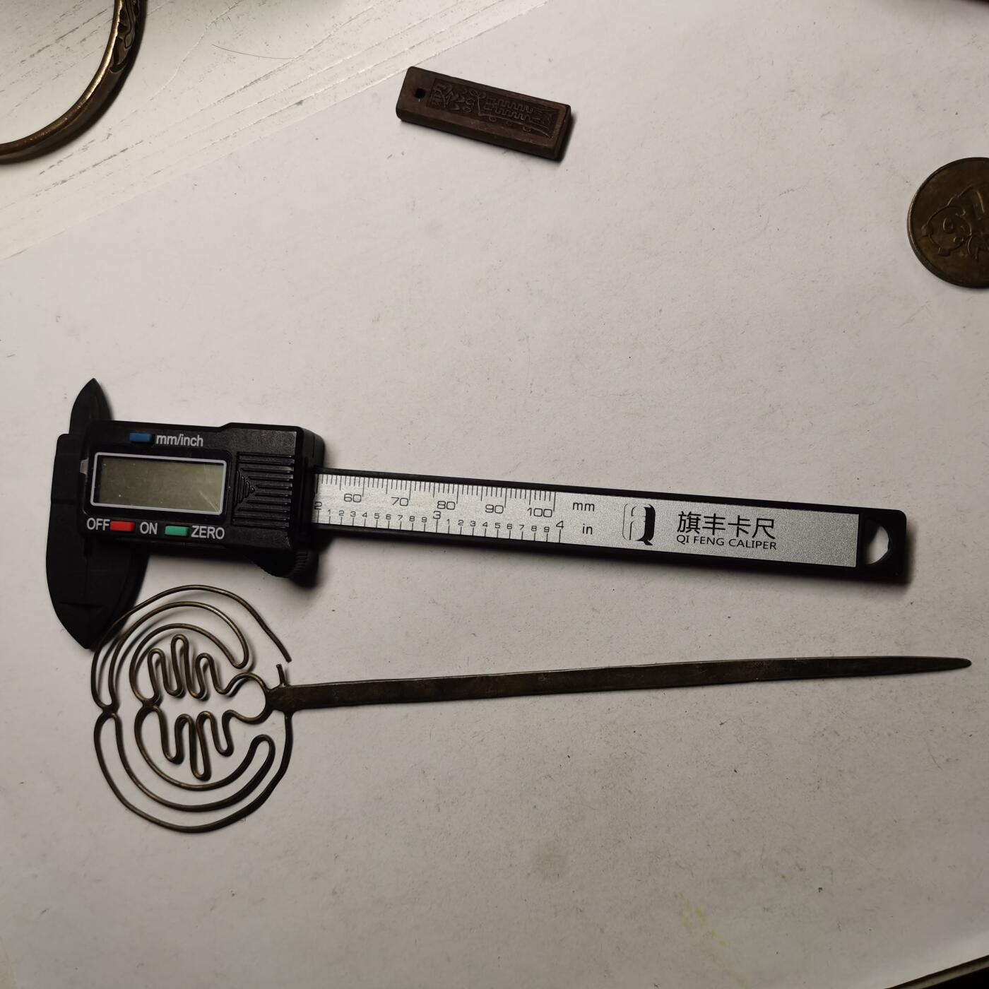 杂件专场93期 清末民国老银发簪，一边有一点断