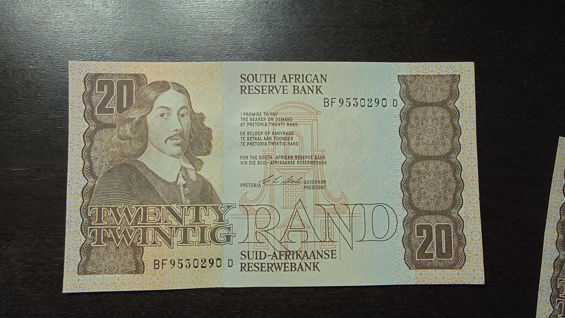 【新年五拍】世界钱币～微拍第226期暨2026年第5期   老版南非20兰特 全新绝品无47尾号290