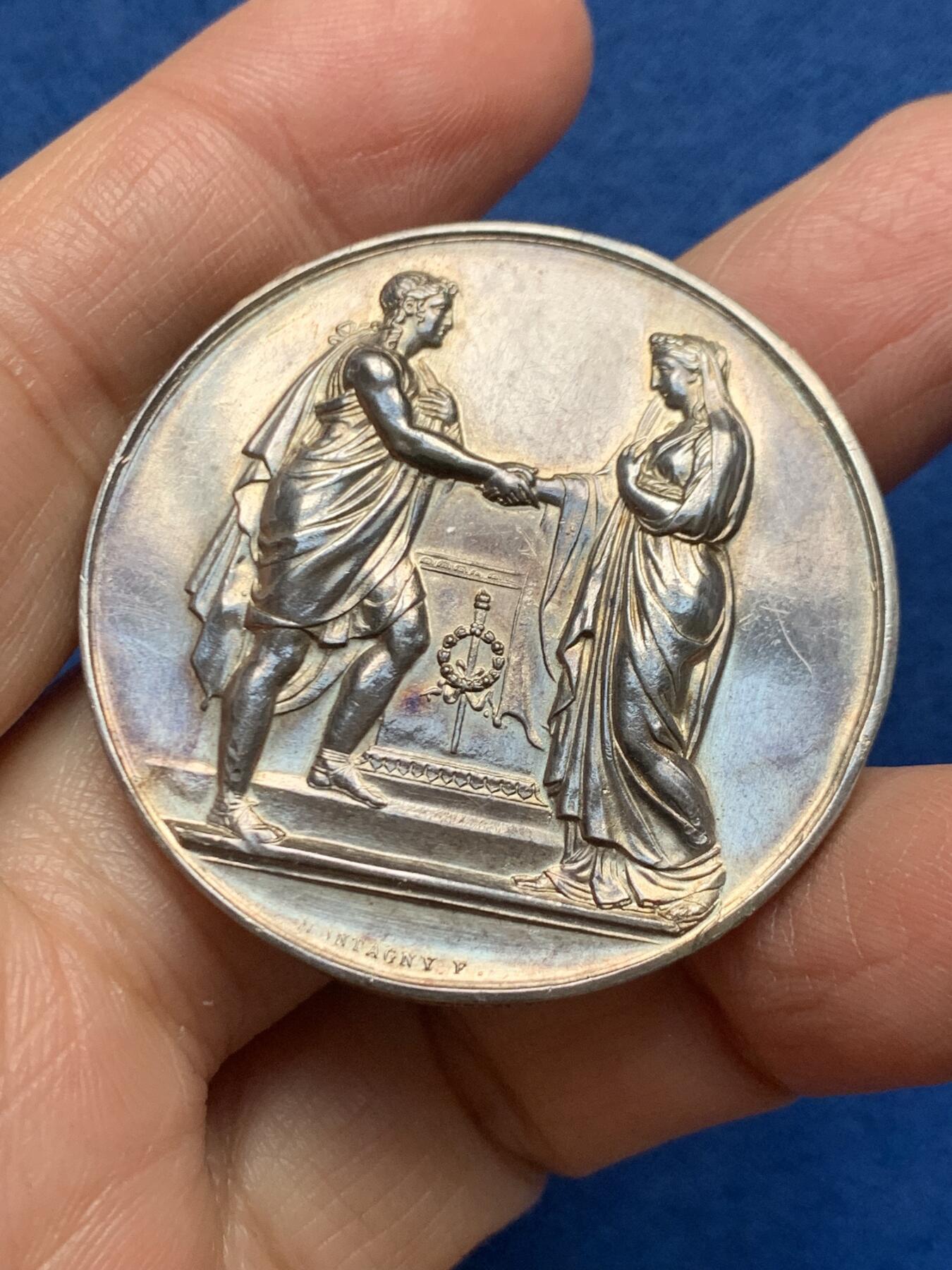 《竞宝斋》第455场 周日，周一 2场连拍 （全场包邮，欢迎送拍） 法国婚姻与爱情纪念银章 1901 丰饶角银标边铭 31.28克 41.2MM