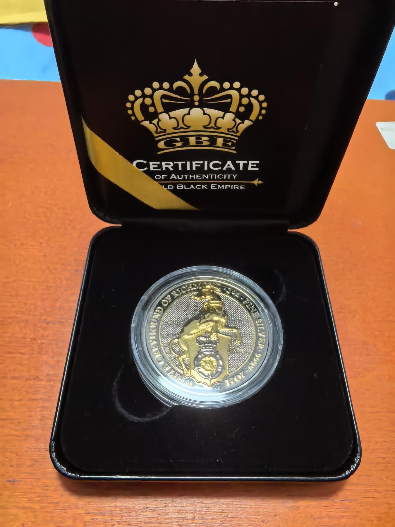 长老汇蛇年精选第九十二场拍卖 2021英国女王的神兽里士满白灰猎犬镀金黑钌5英镑银币，2盎司999银，250枚，盒证全