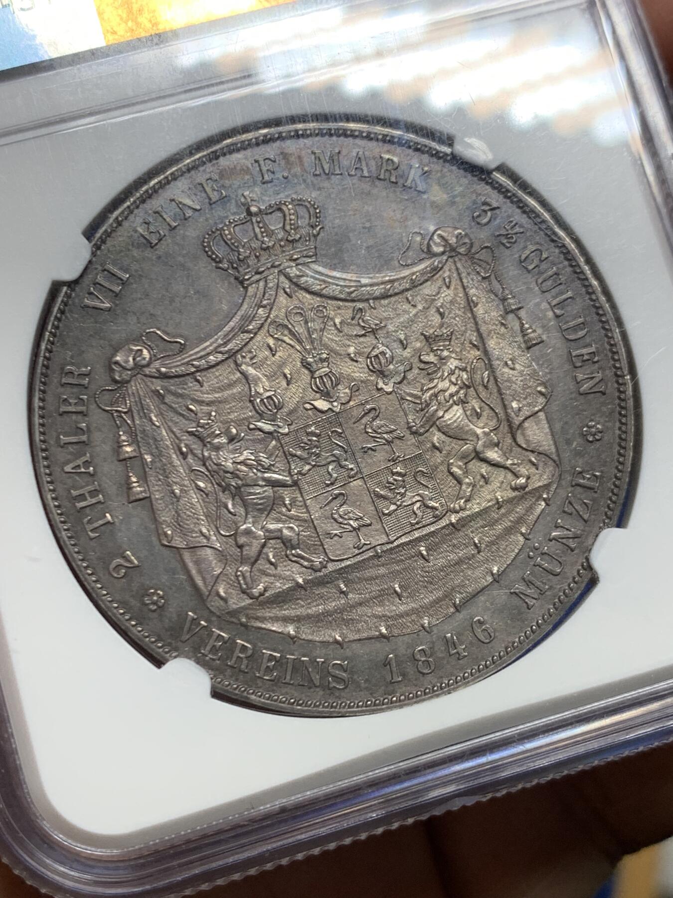 《竞宝斋》第455场 周日，周一 2场连拍 （全场包邮，欢迎送拍） NGC MS62 德国 1846年 罗伊斯公国 2泰勒大银币 仅2650枚的发行量 深彩包浆 PL质感 更高分只有2枚