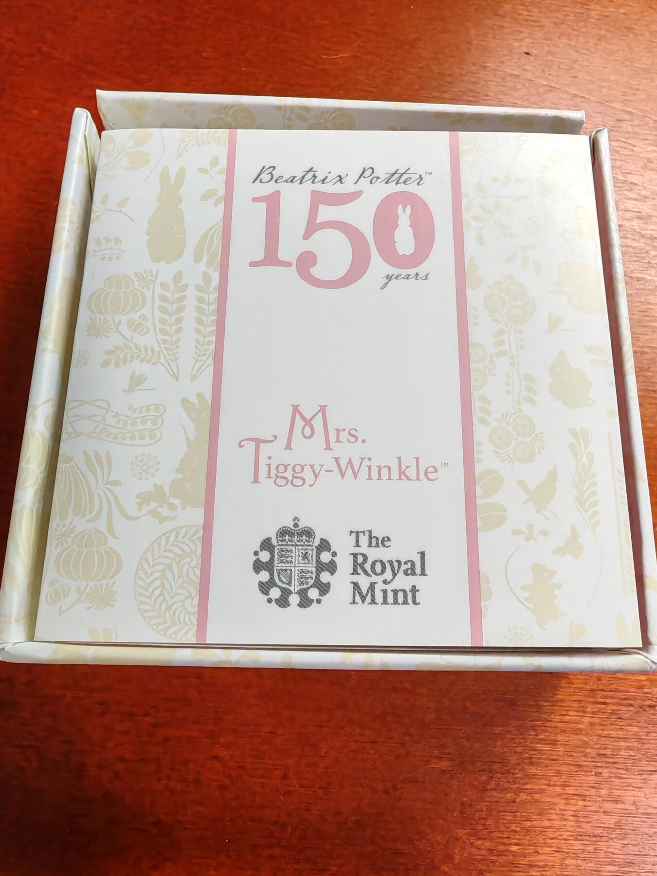 长老汇蛇年精选第九十二场拍卖 2016英国彼得兔150周年刺猬德文克夫人50便士彩色精制7边形银币，盒证全，1.5万套