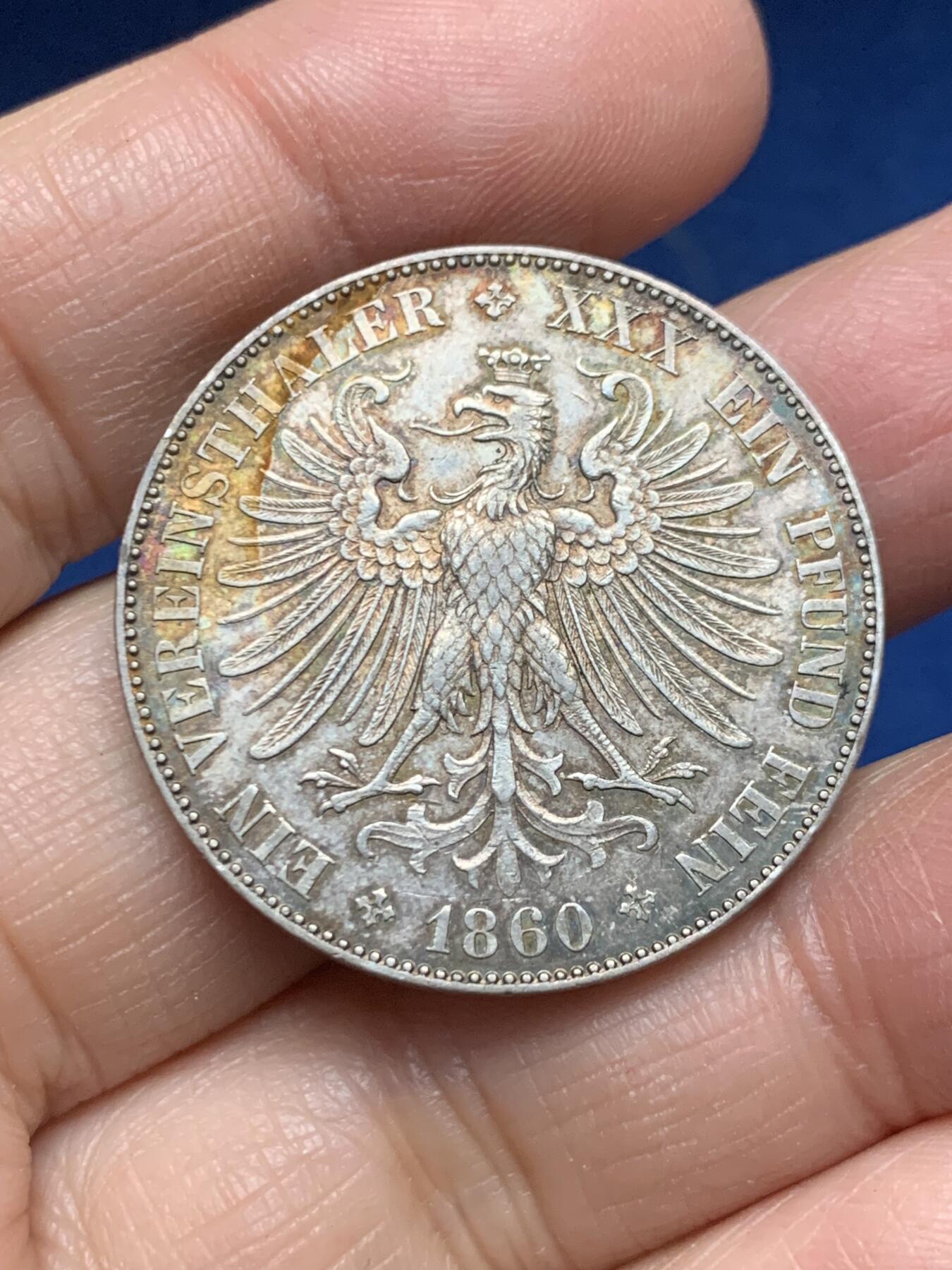 《竞宝斋》第455场 周日，周一 2场连拍 （全场包邮，欢迎送拍） 德国1860年法兰克福少女1泰勒银币