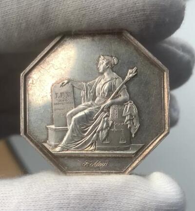 掌中浮雕-藏着的欧洲第048场 1849年法国巴黎公证处八角银章，34.4mm，18.96g