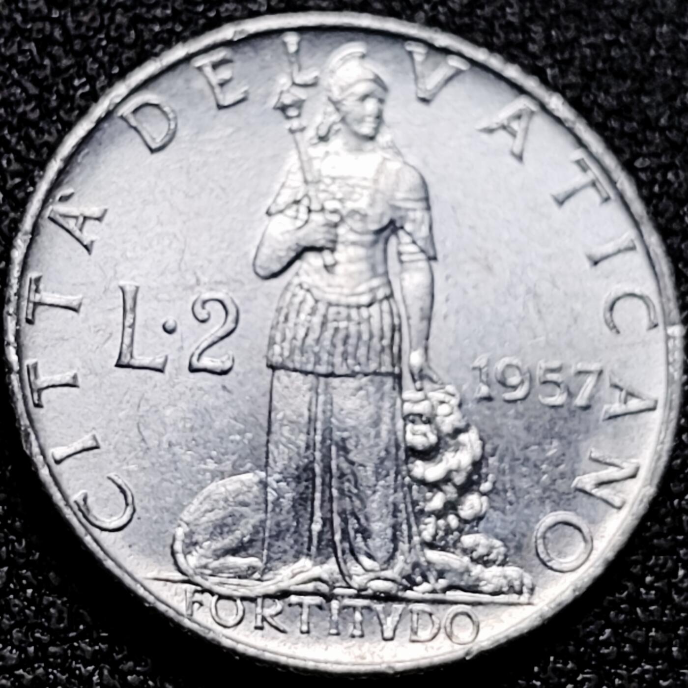 泉币菌-第164场-新年第七场 精品福利场 原光UNC 梵蒂冈1957年 2里拉铝制币 女神狮子 欧洲币 18.3mm