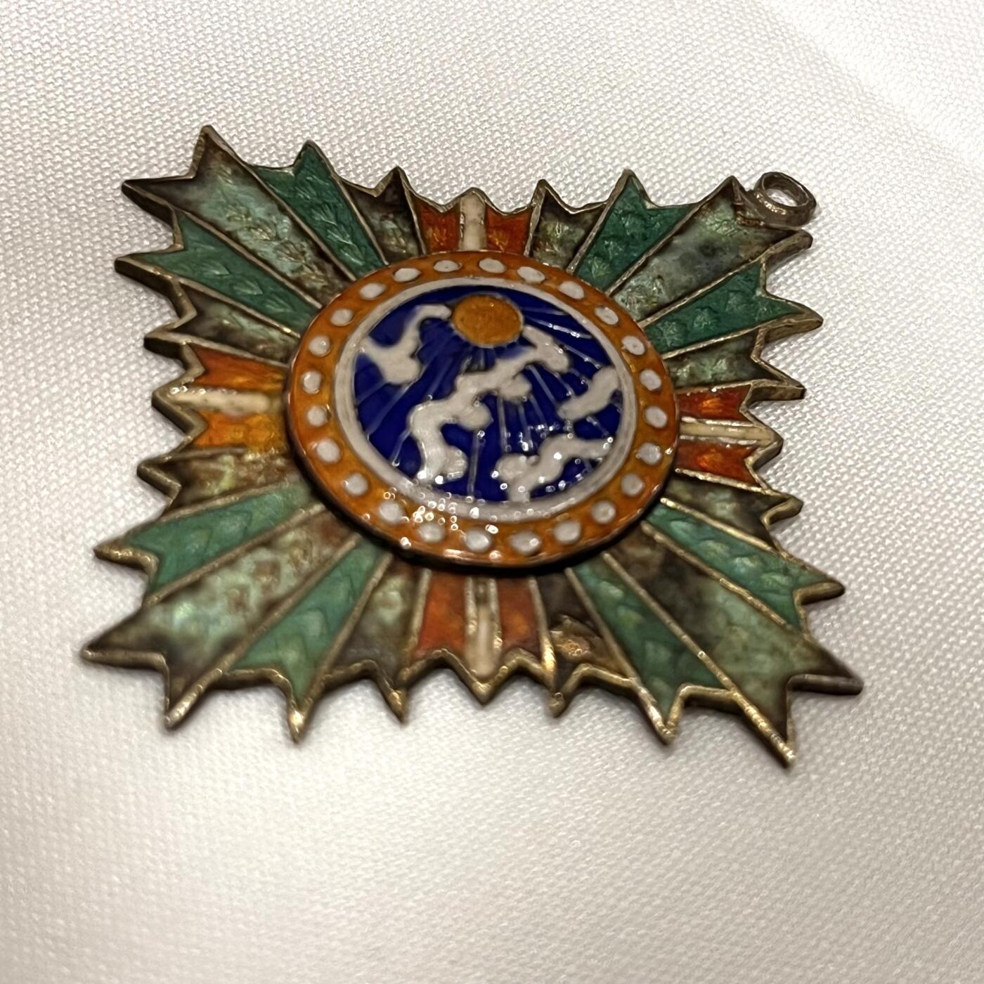 韵星假日拍卖第三十五期 -- Rimey Holidays Auction 34 光华奖章，抗战时期民益版，乙种一等