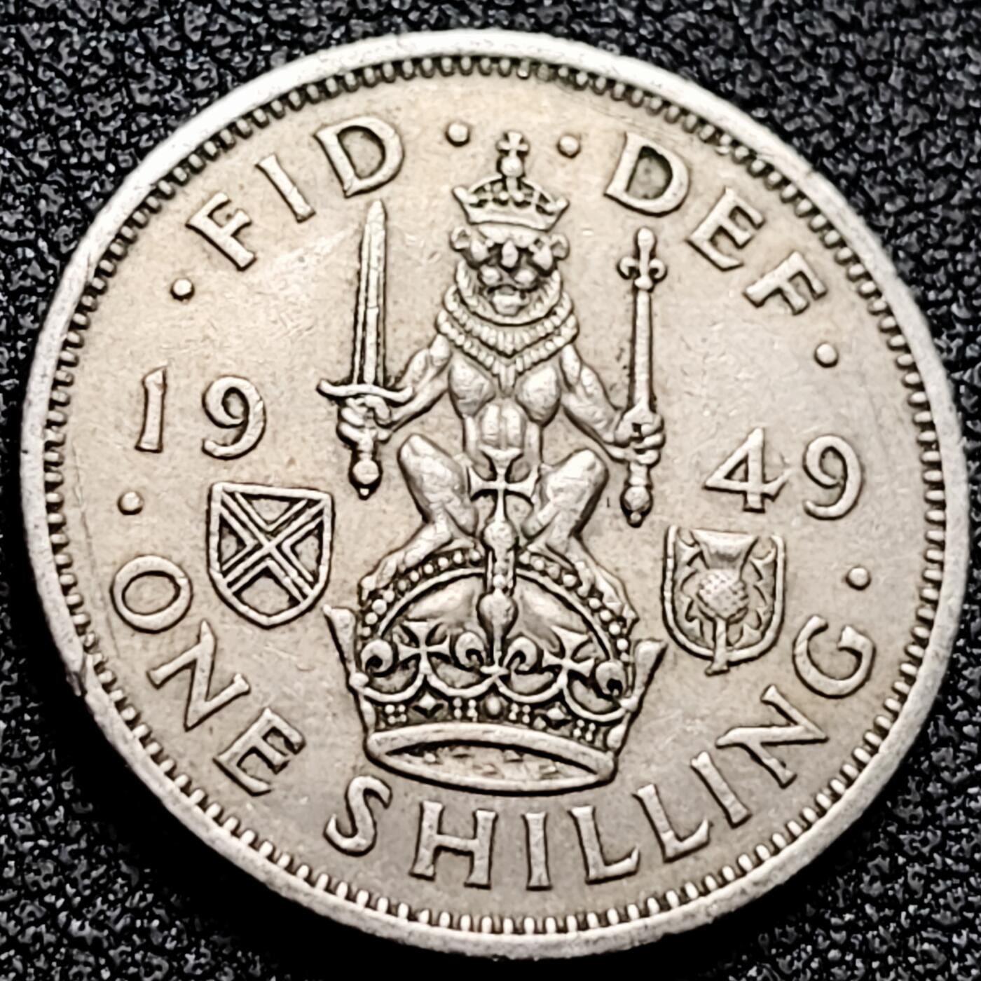 泉币菌-第165场-新年第八场 精品福利场 英国1先令硬币 1949年 乔治六世  直径24mm 