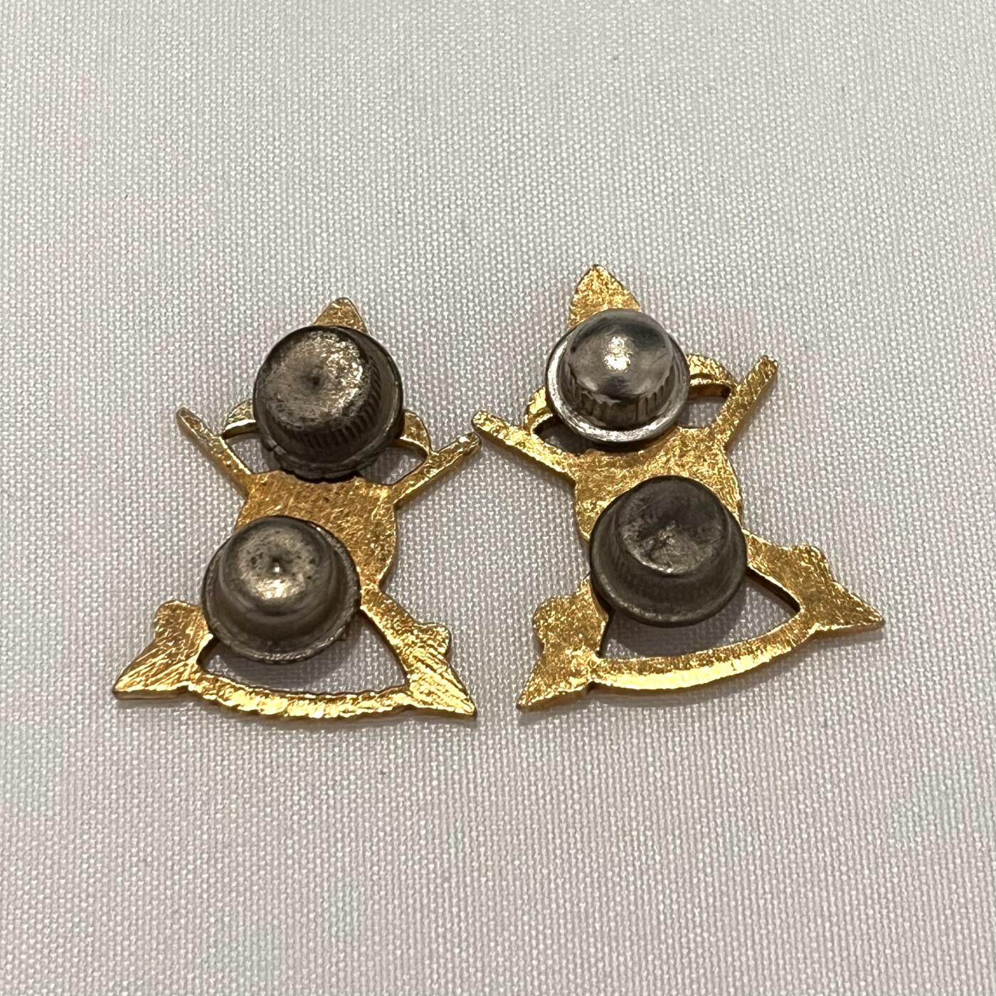 韵星假日拍卖第三十五期 -- Rimey Holidays Auction 34 【国军兵科领章】陆军宪兵领章一对