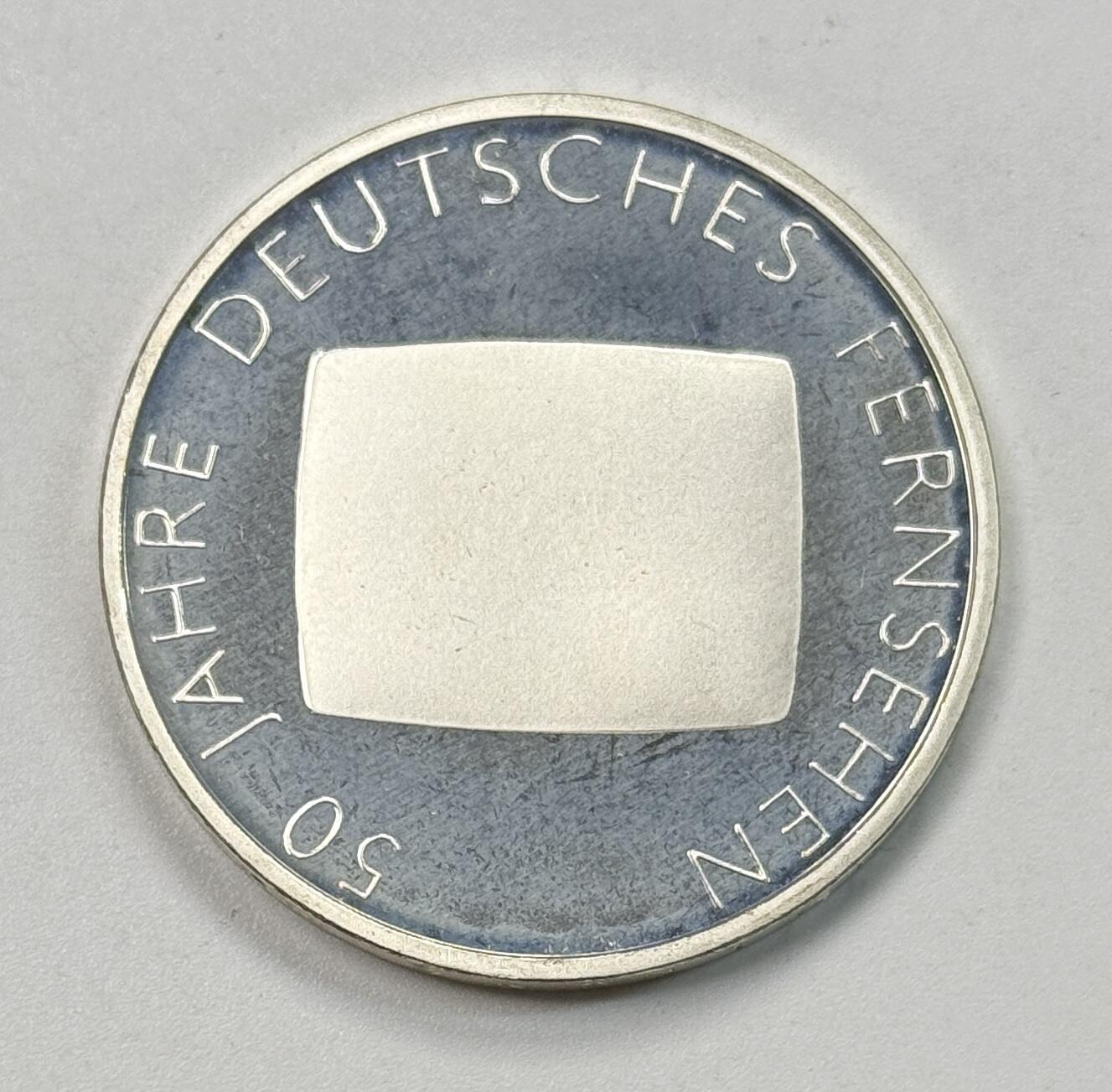 S&S Numismatic世界钱币-拍卖 第118期  德国2002年 德国电视台50周年 10欧元精制纪念银币 18克925银，品相如图