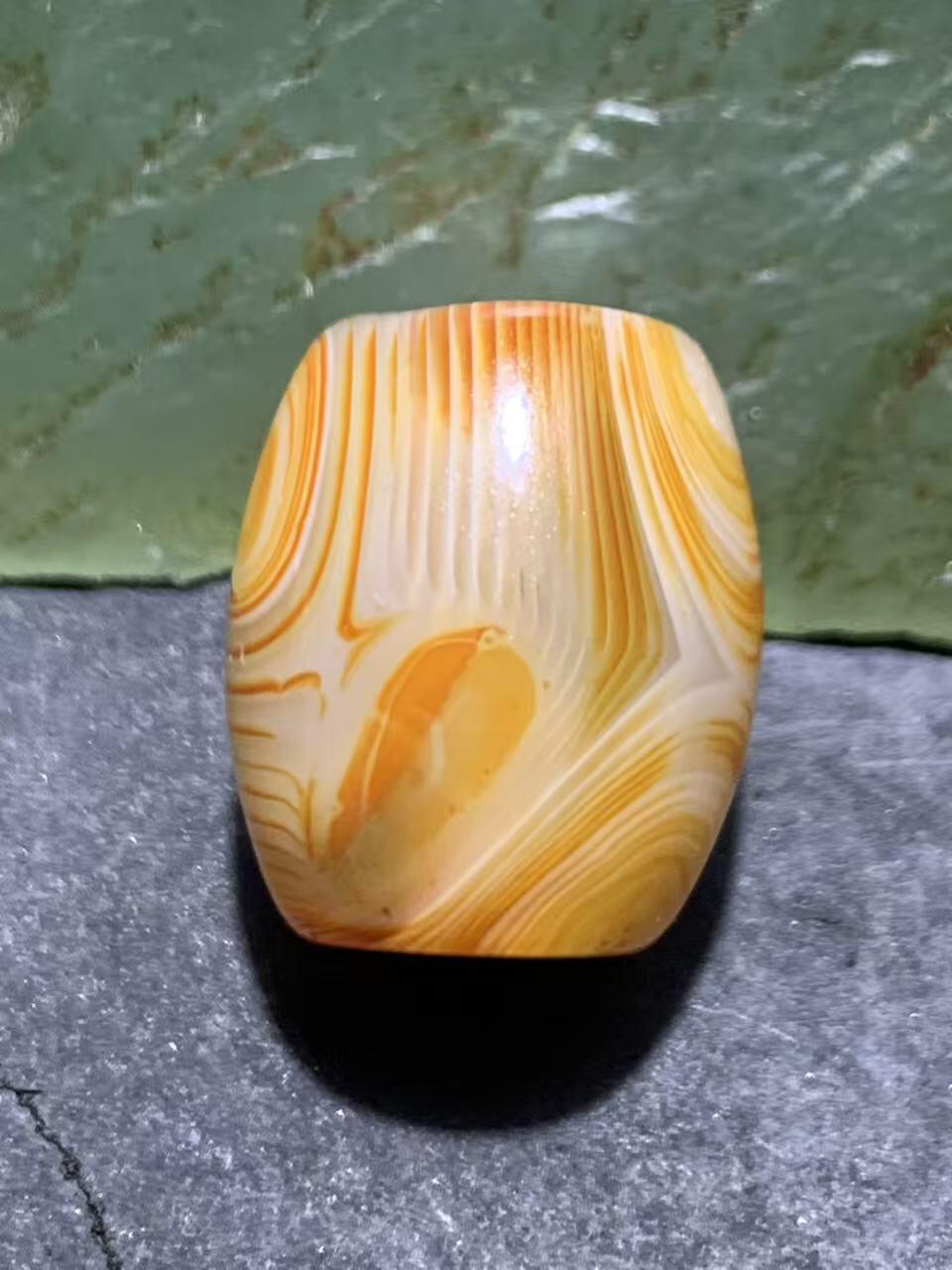 高玉化荔枝冻天眼纹缠丝玛瑙随形桶珠一颗