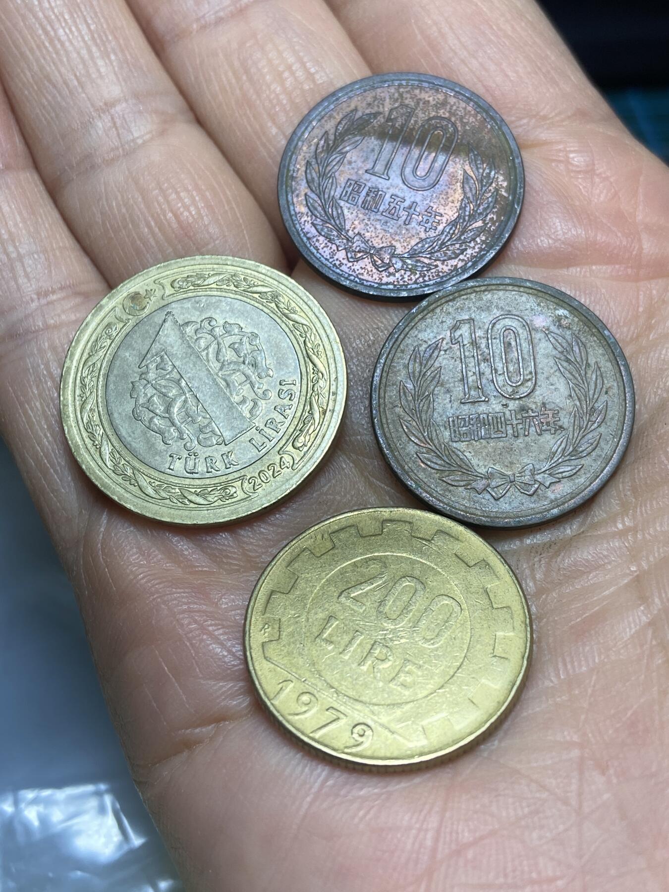 2026年第四场(总第一百七十三场）外国好品散币场(免佣金) 散币4枚：土耳其🇹🇷2024年1，意大利🇮🇹1979年200里拉，日本🇯🇵昭和四十六年五十年10円