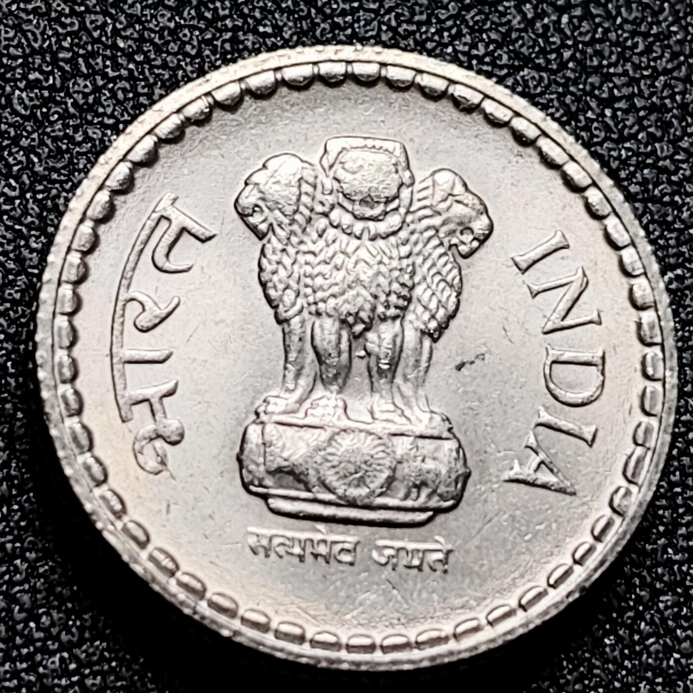 泉币菌-第164场-新年第七场 精品福利场 原光极美 厚重币 安全齿 印度5卢比铜镍币 2002年 23毫米9克