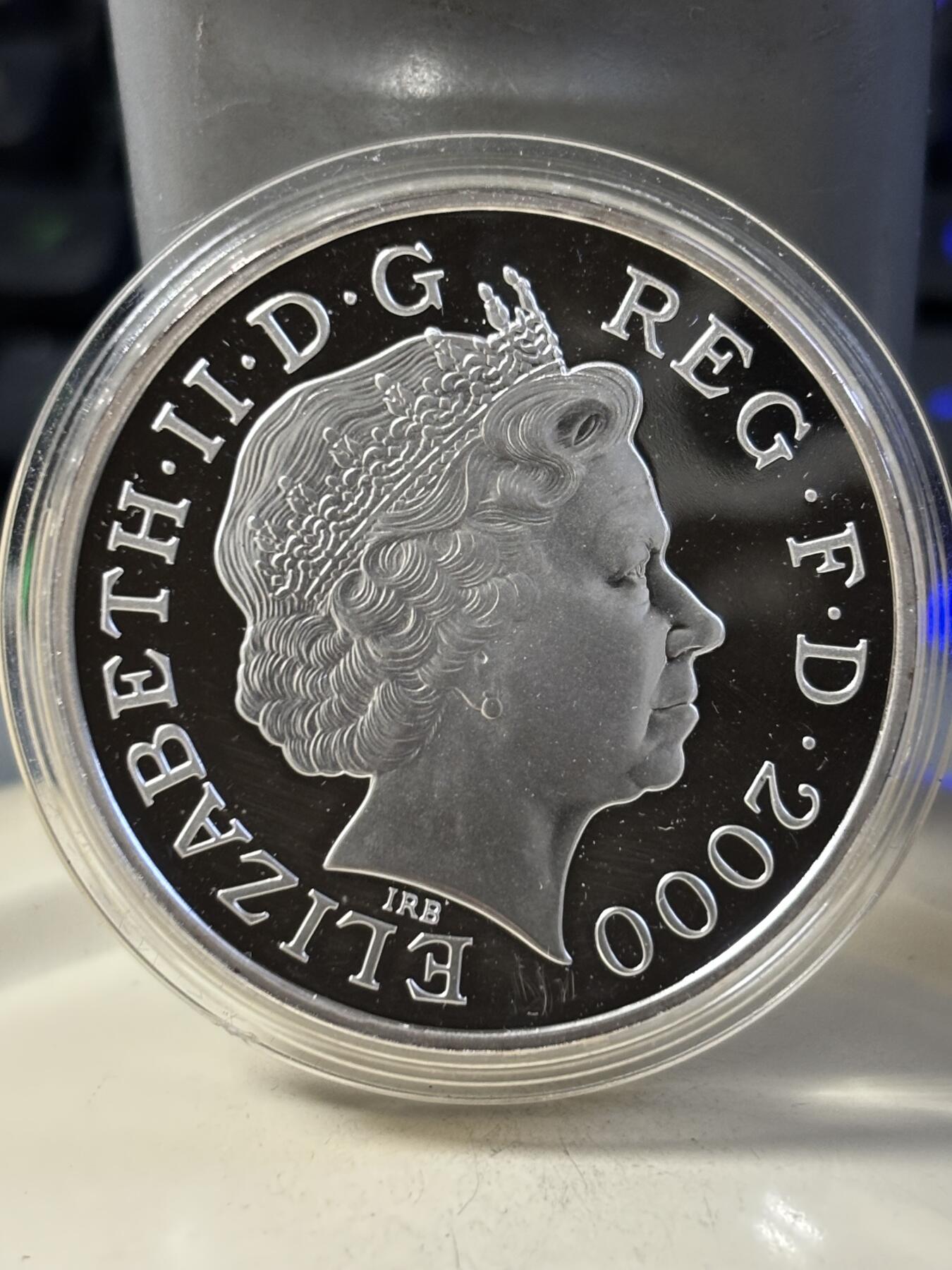 第187期拍卖 英国1999年千禧年系列时钟5镑镀金版本纪念银币，999银镀金，28.28克