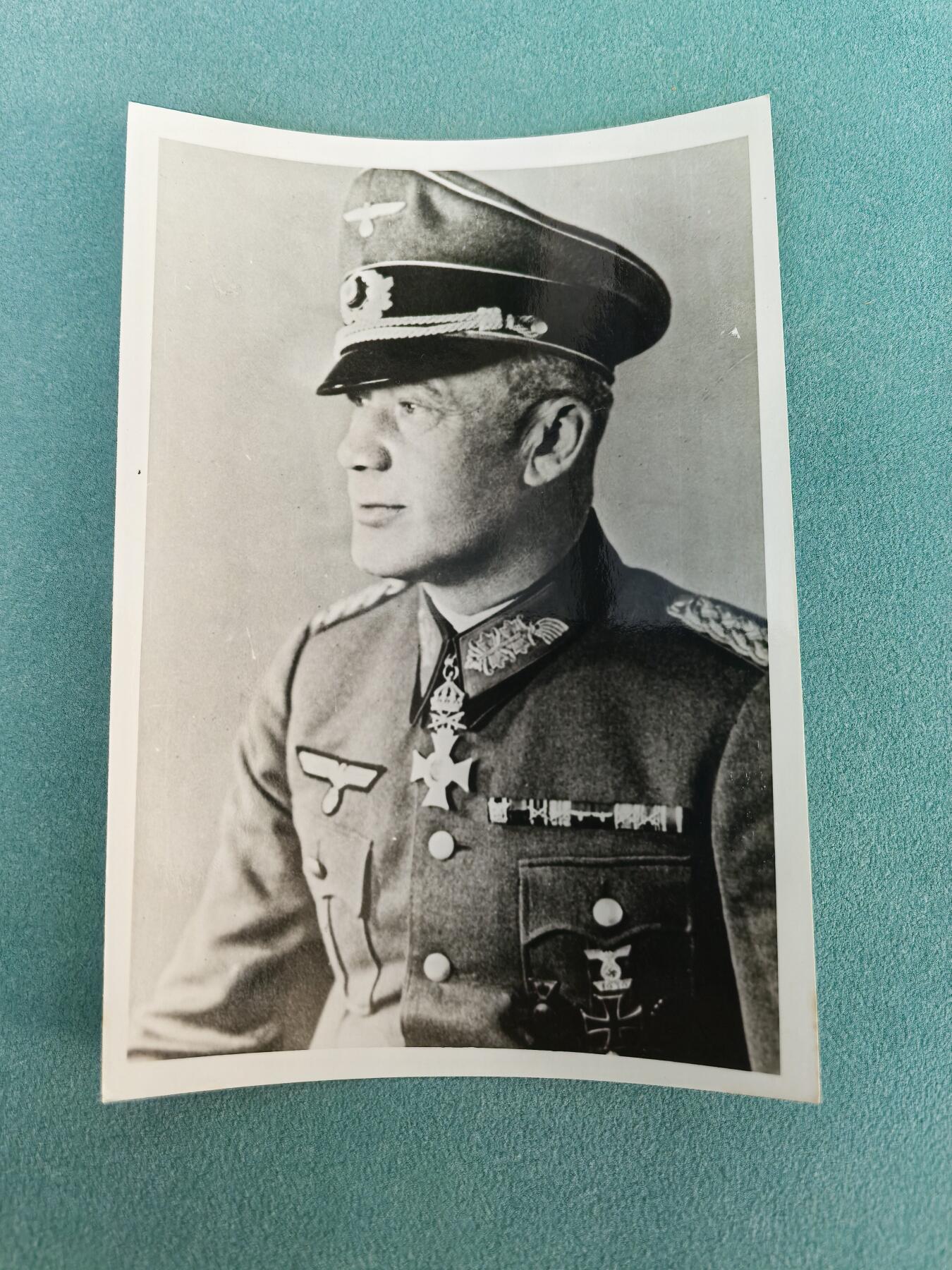 盛世勋华——号角文化勋章邮票专场拍卖第297期 德国（1939）高级军官照片 步兵上将保罗·沃尔克斯 佩戴保加利亚圣亚历山大勋章/一级铁十字勋章和勋饰等