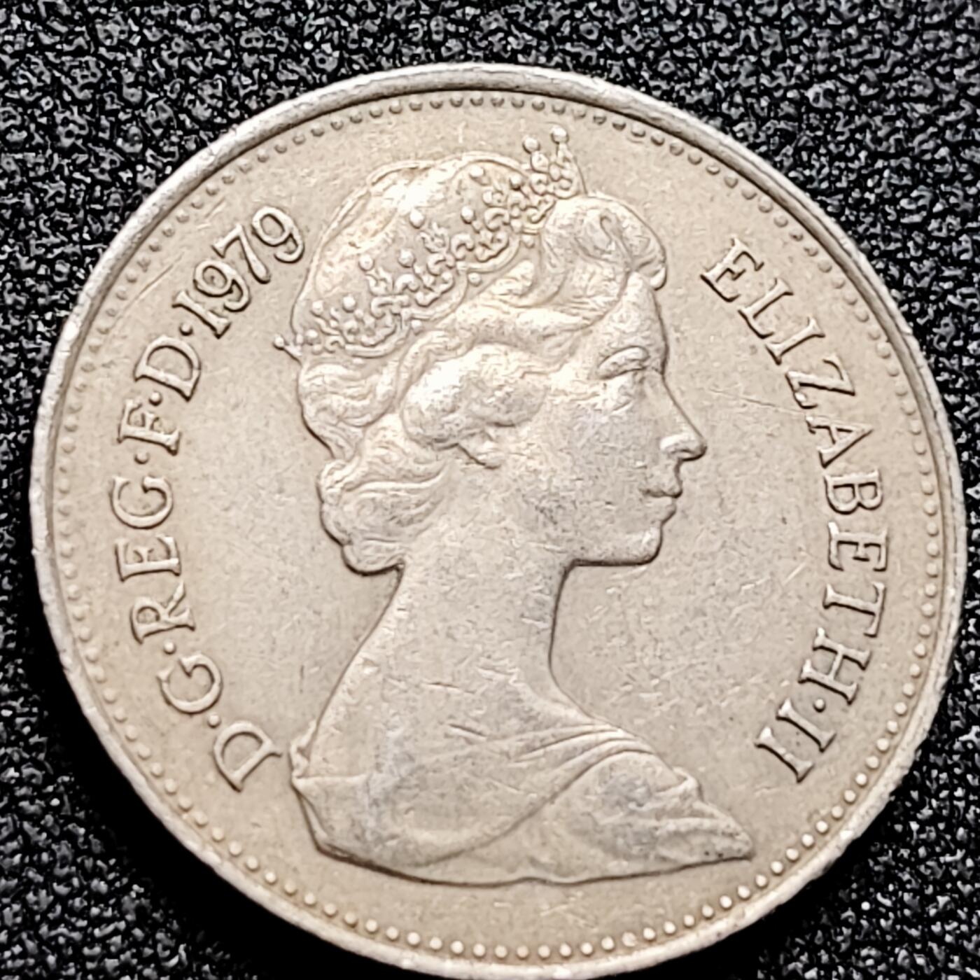 泉币菌-第165场-新年第八场 精品福利场 英国5便士1979年 铜镍币 23.6毫米5.6克