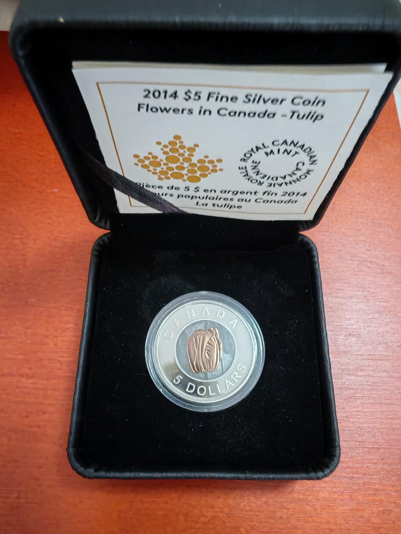 长老汇蛇年精选第九十二场拍卖 2014加拿大郁金香5加元铌银双色精制银币，9克999银，盒证全，6000枚，克书标价140美金